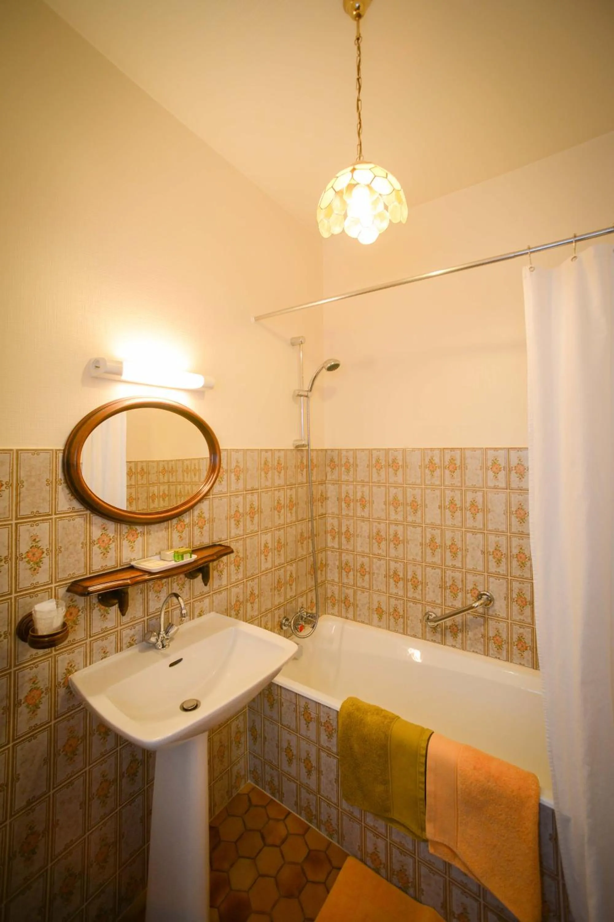 Logis Hôtel Restaurant Manoir De L'Acherie