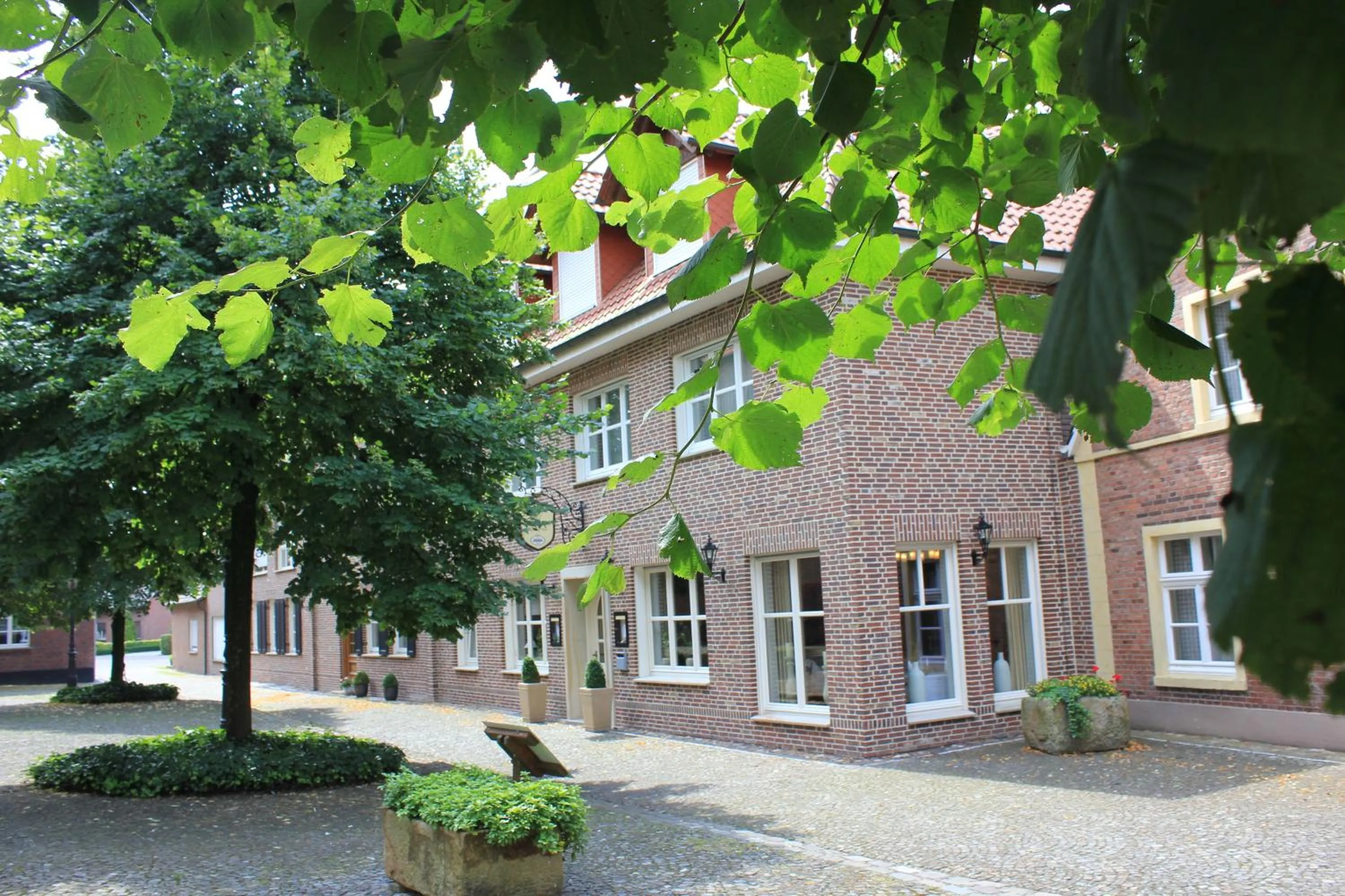 Property building in Hotel Restaurant Am Kring