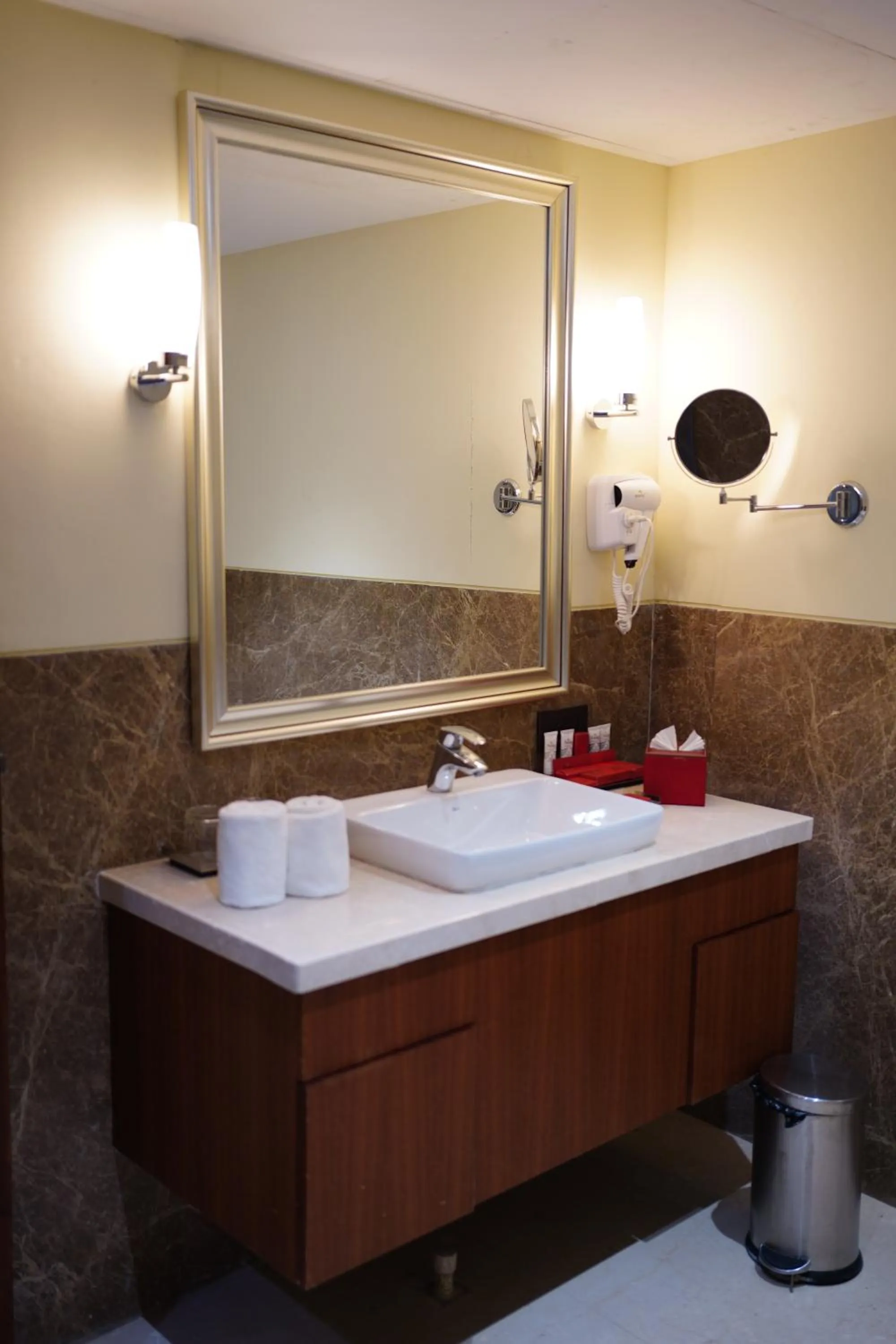 Bathroom in Babylon Capital