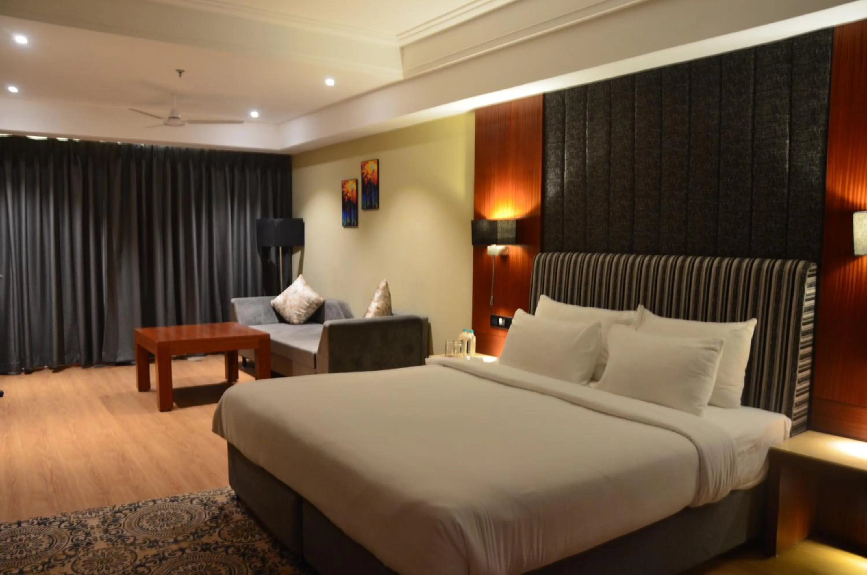 Bedroom, Bed in Babylon Capital