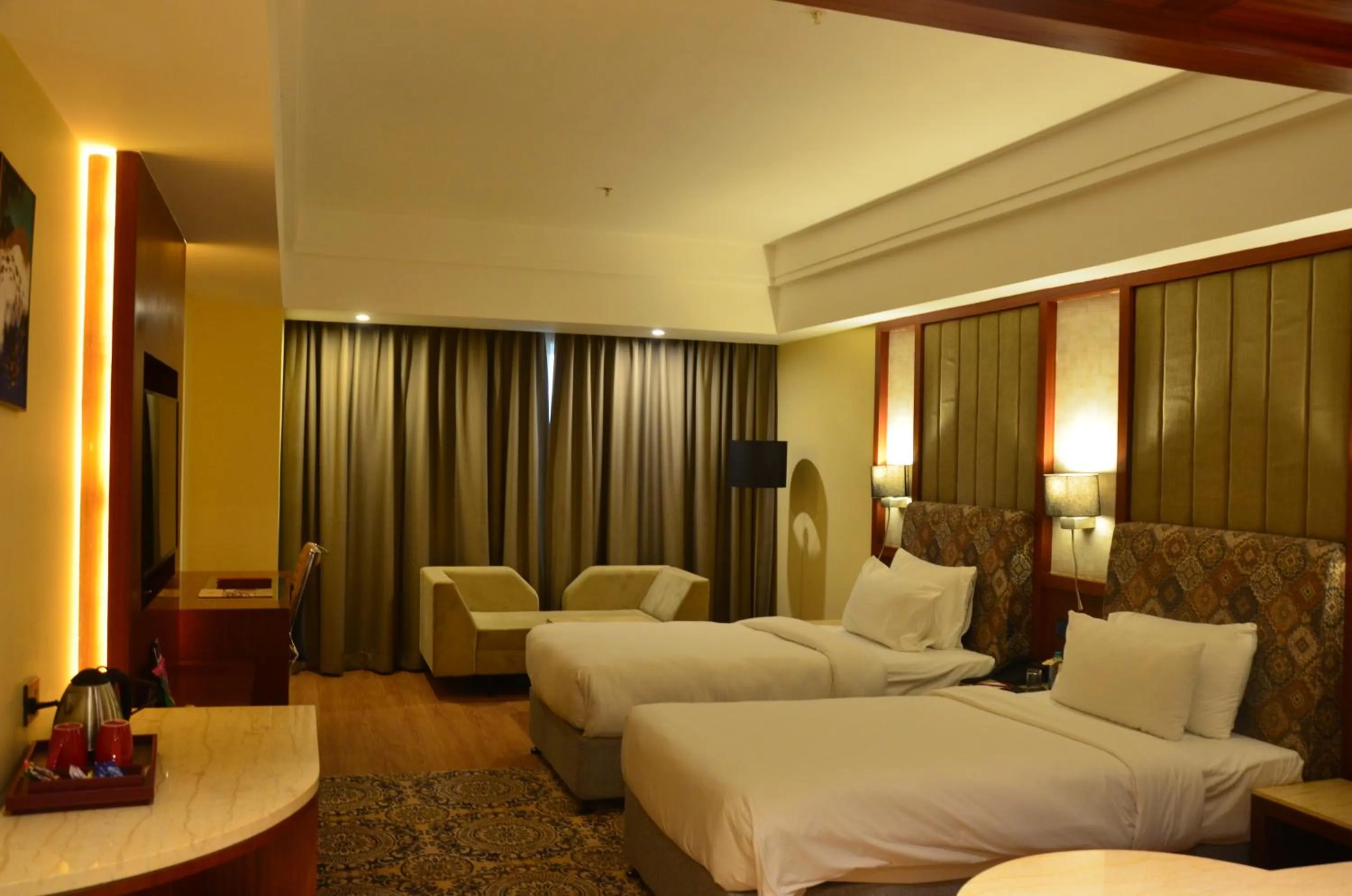 Bedroom, Bed in Babylon Capital