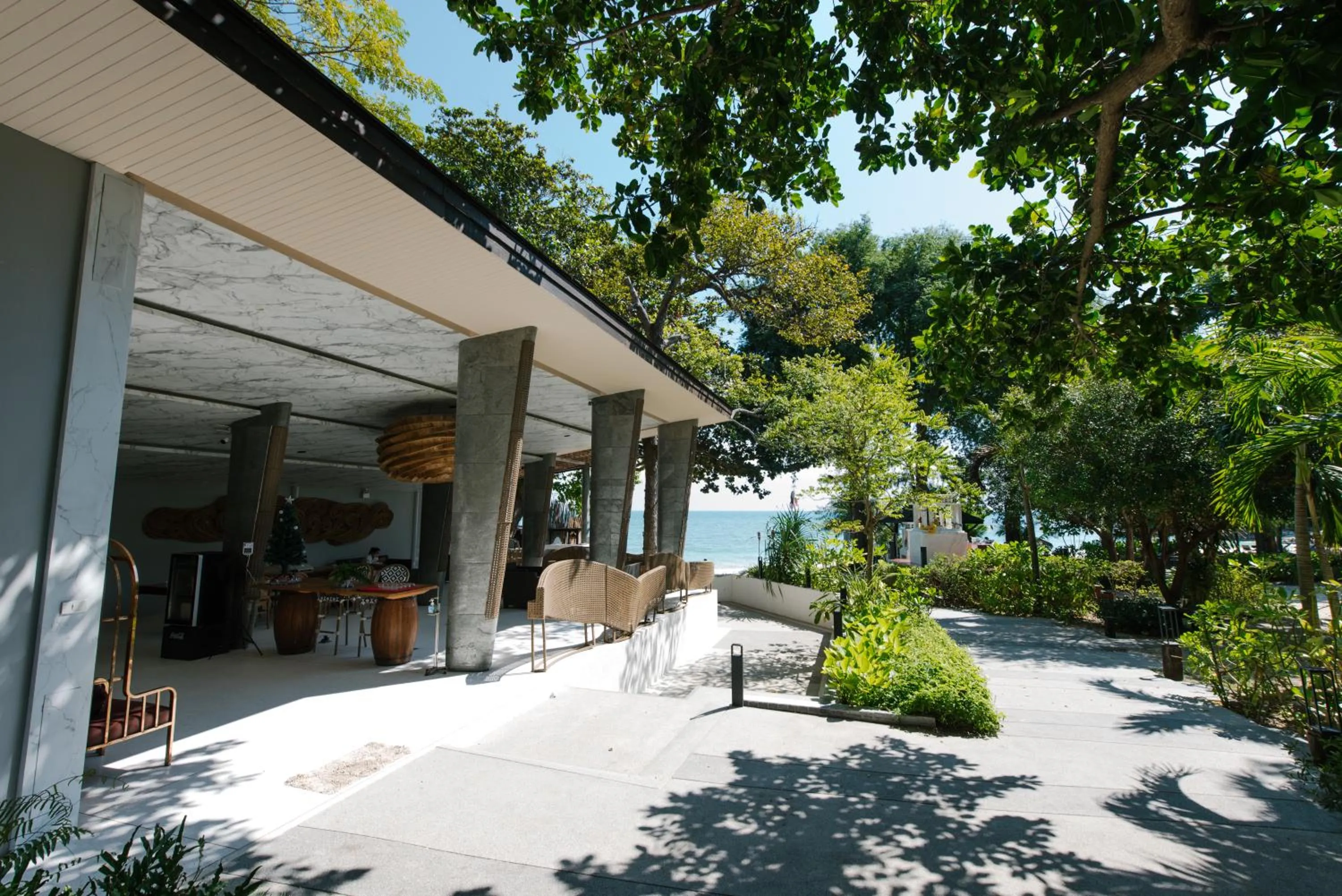 Property building in Samed Tropical Resort