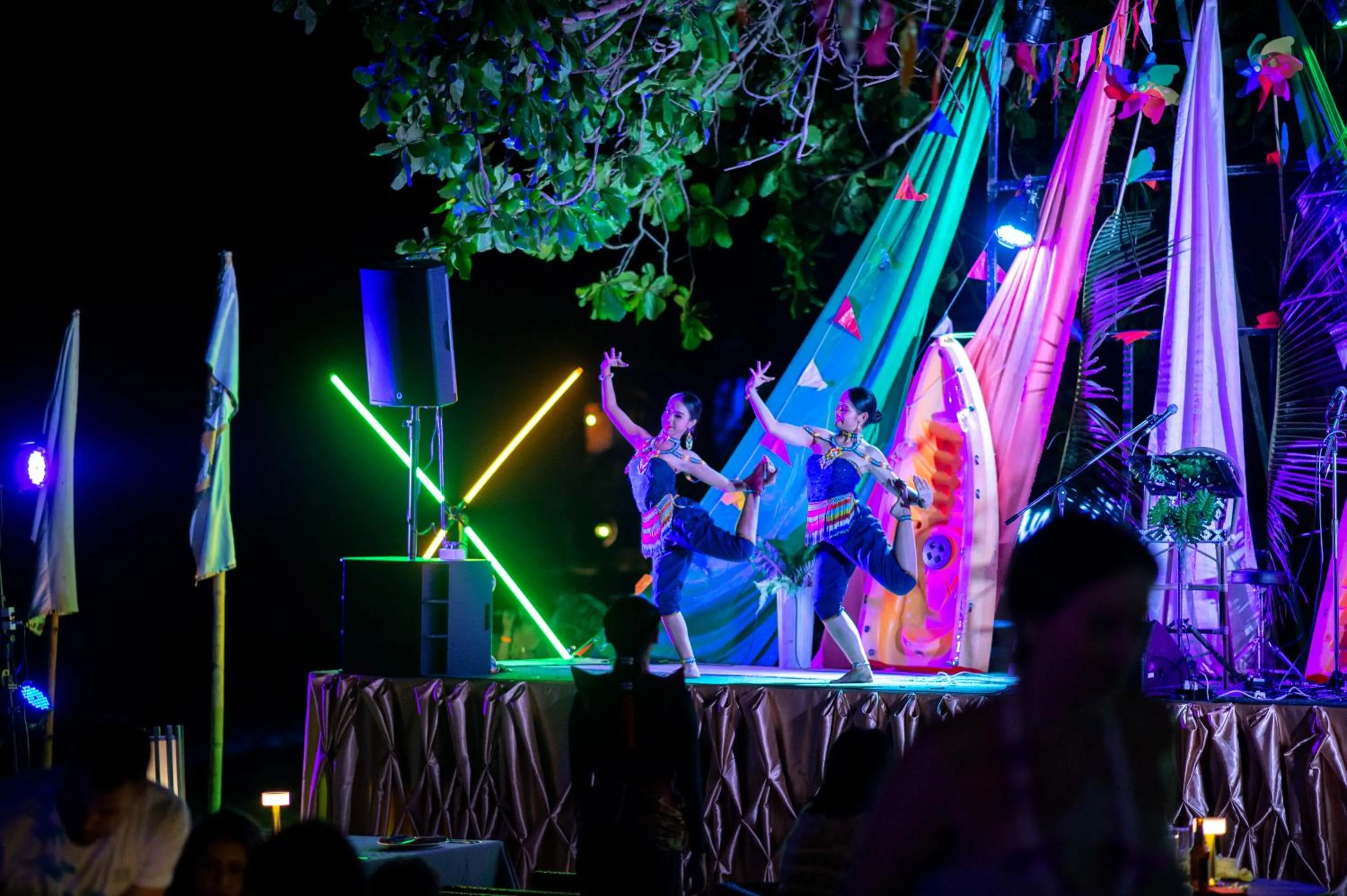 Restaurant/places to eat in Samed Tropical Resort