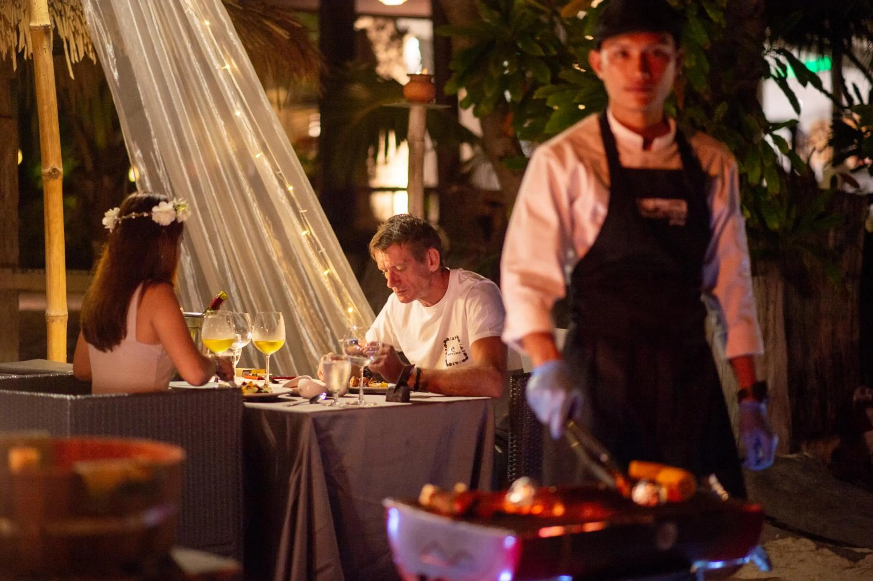 group of guests in Samed Tropical Resort