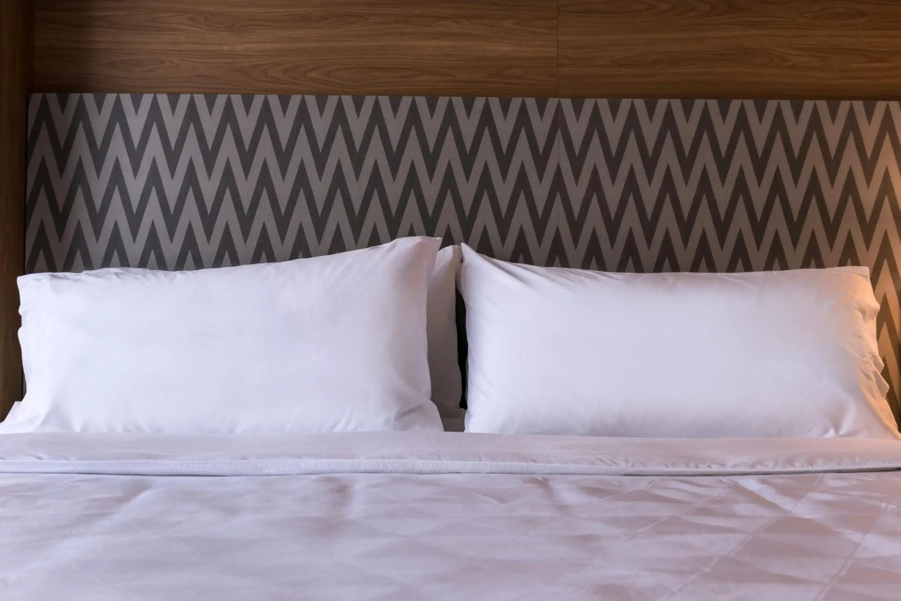 King Suite with Mobility Accessible Roll-In Shower in Holiday Inn Detroit Northwest - Livonia by IHG King Suite with Mobility Accessible Roll-In Shower in Holiday Inn Detroit Northwest - Livonia by IHG