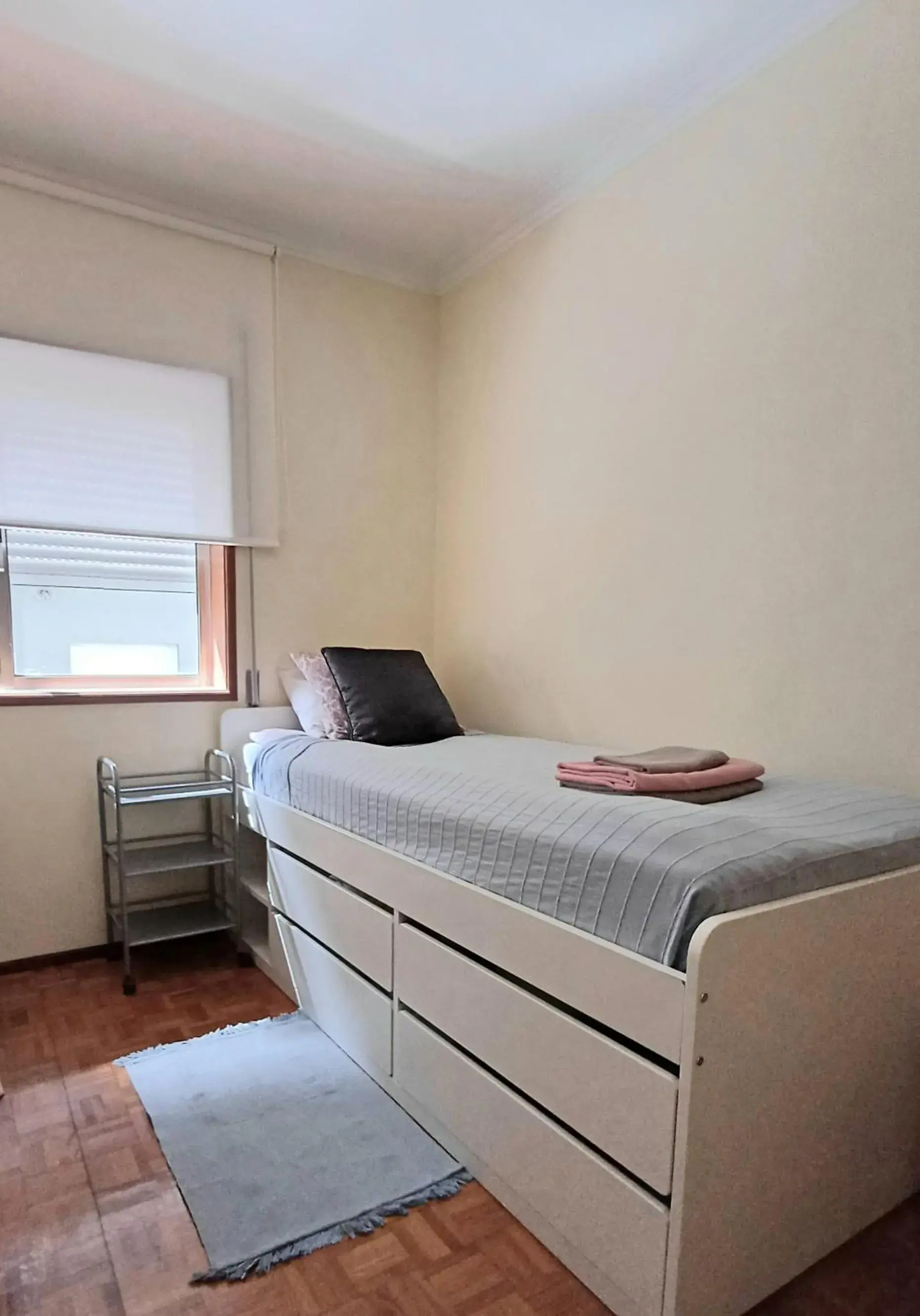 Standard Single Room with Shared Bathroom - single occupancy in Casa dos Azulejos Standard Single Room with Shared Bathroom - single occupancy in Casa dos Azulejos