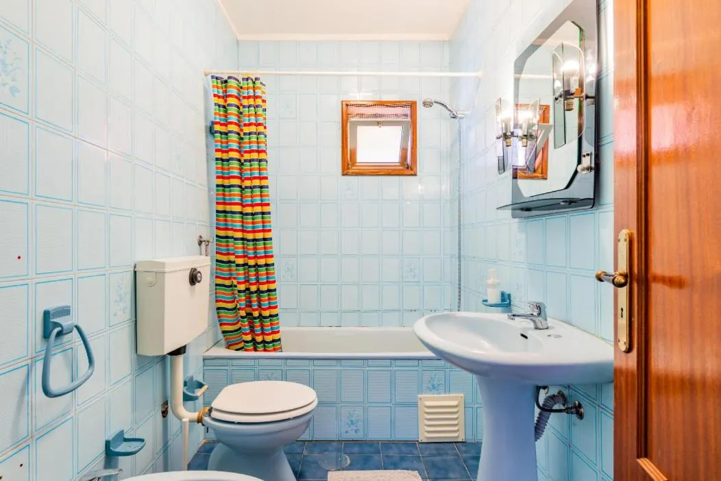 Toilet in Casa dos Azulejos