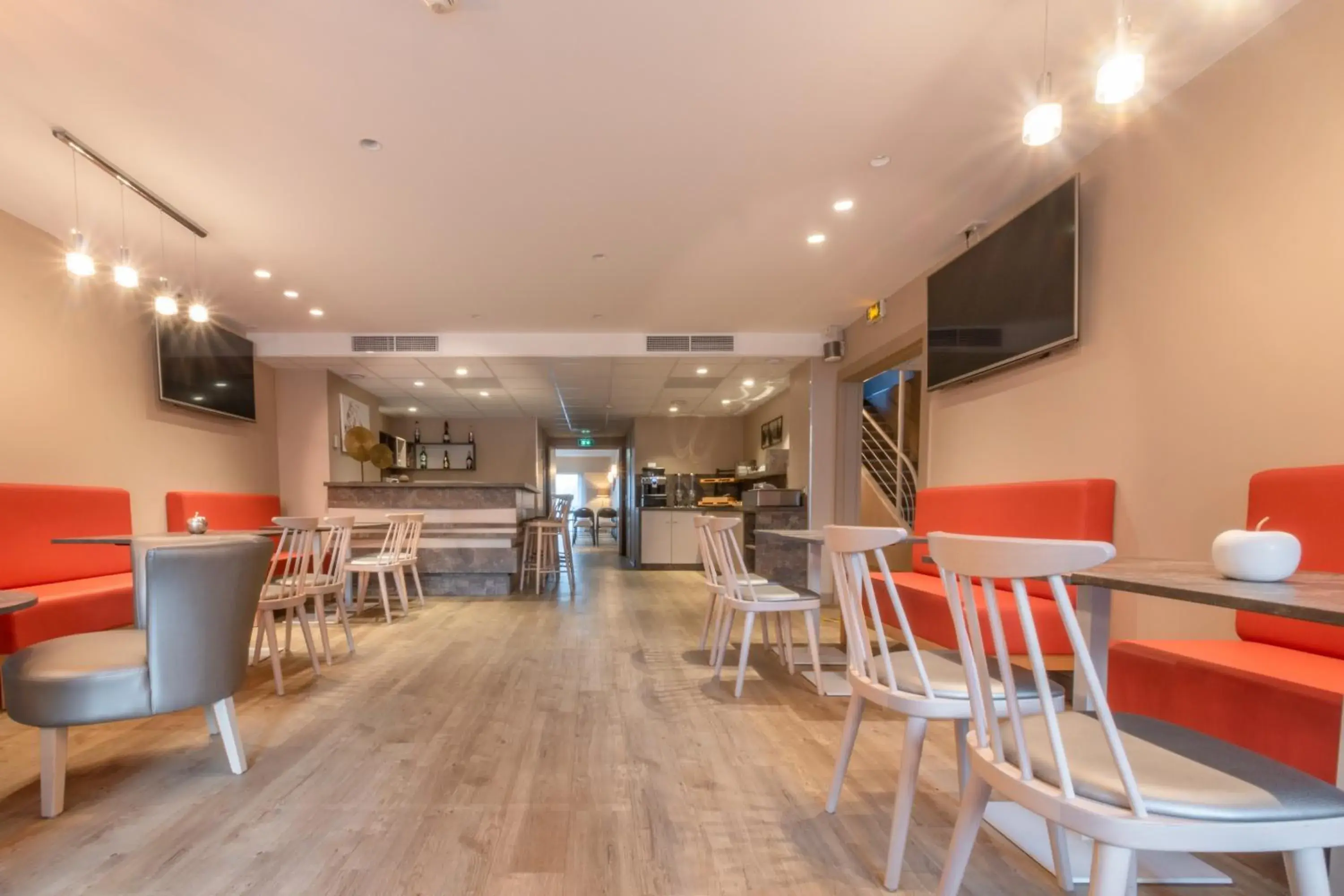 Restaurant/places to eat in Hôtel L'Empreinte Restaurant/places to eat in Hôtel L'Empreinte