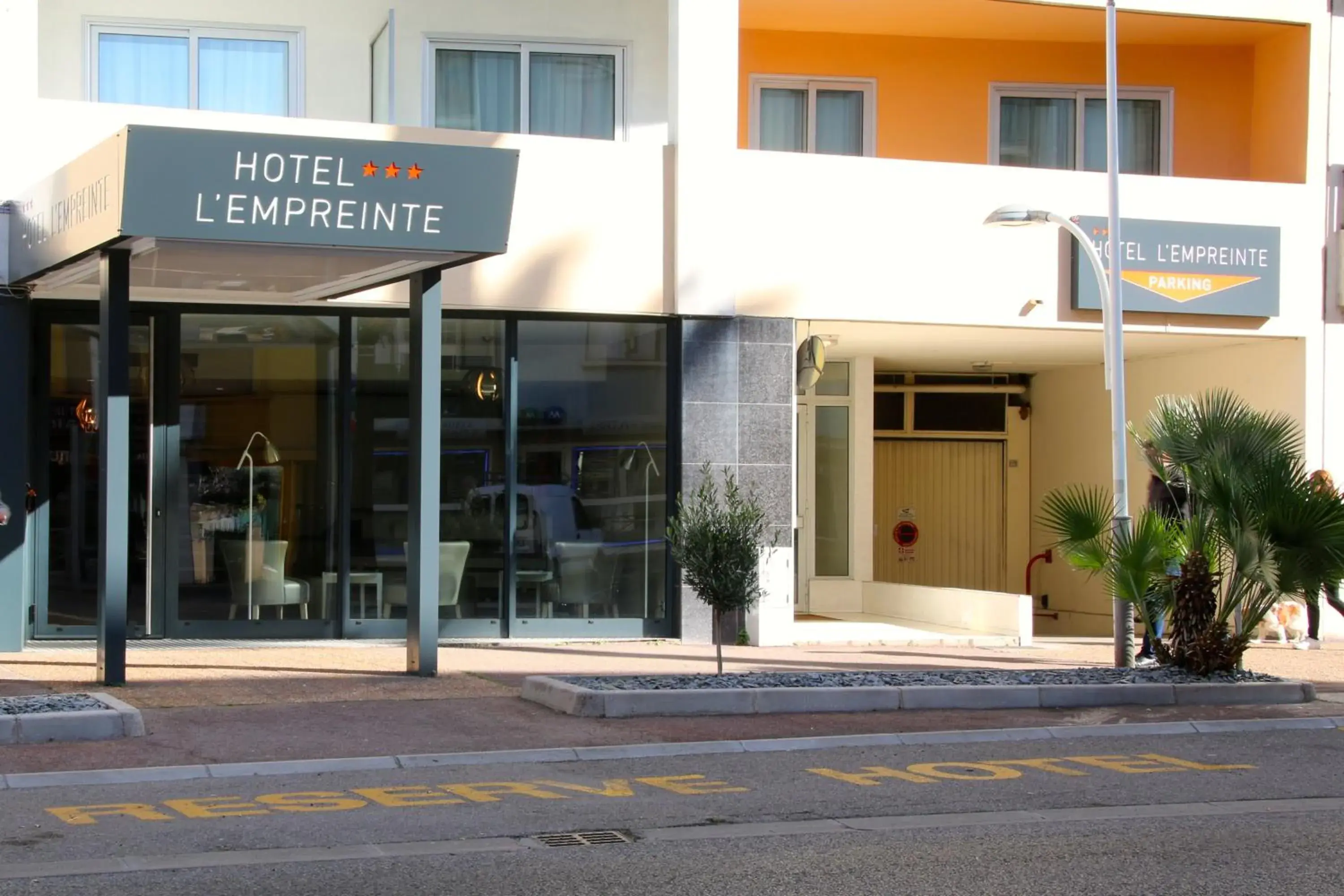 Facade/entrance in Hôtel L'Empreinte Facade/entrance in Hôtel L'Empreinte