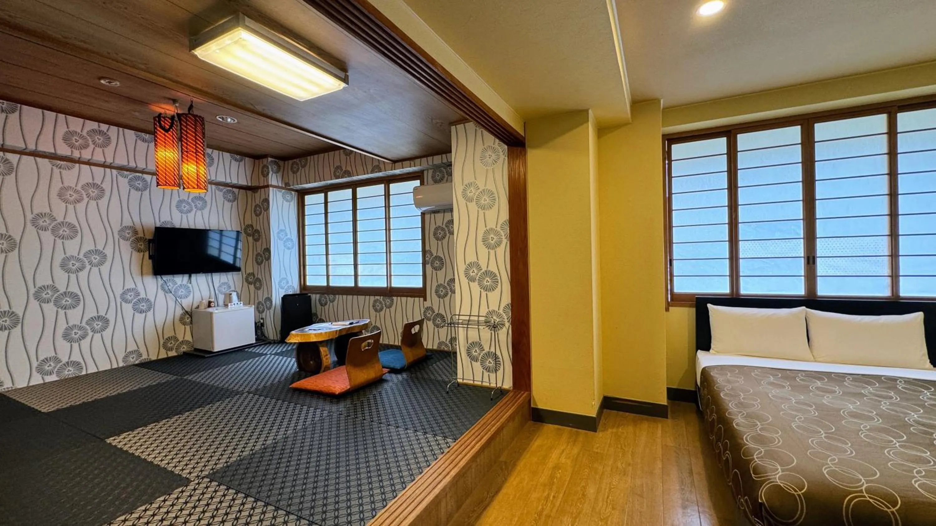 Photo of the whole room, Bed in Yufuin Akarinoyado