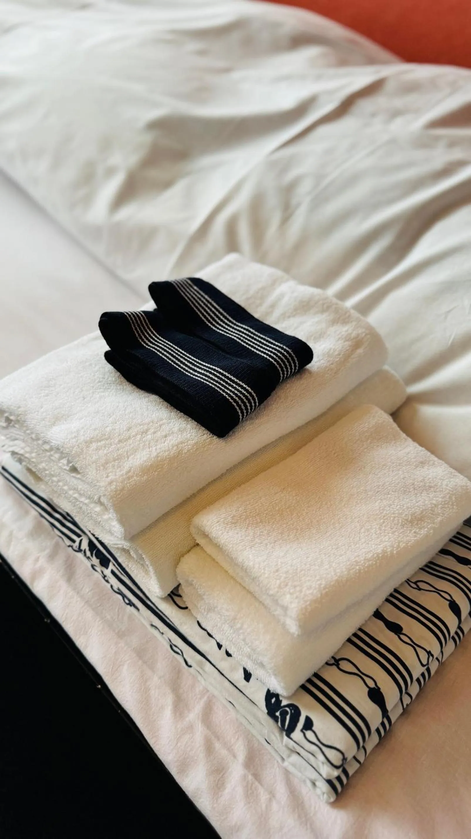 Decorative detail, Bed in Yufuin Akarinoyado