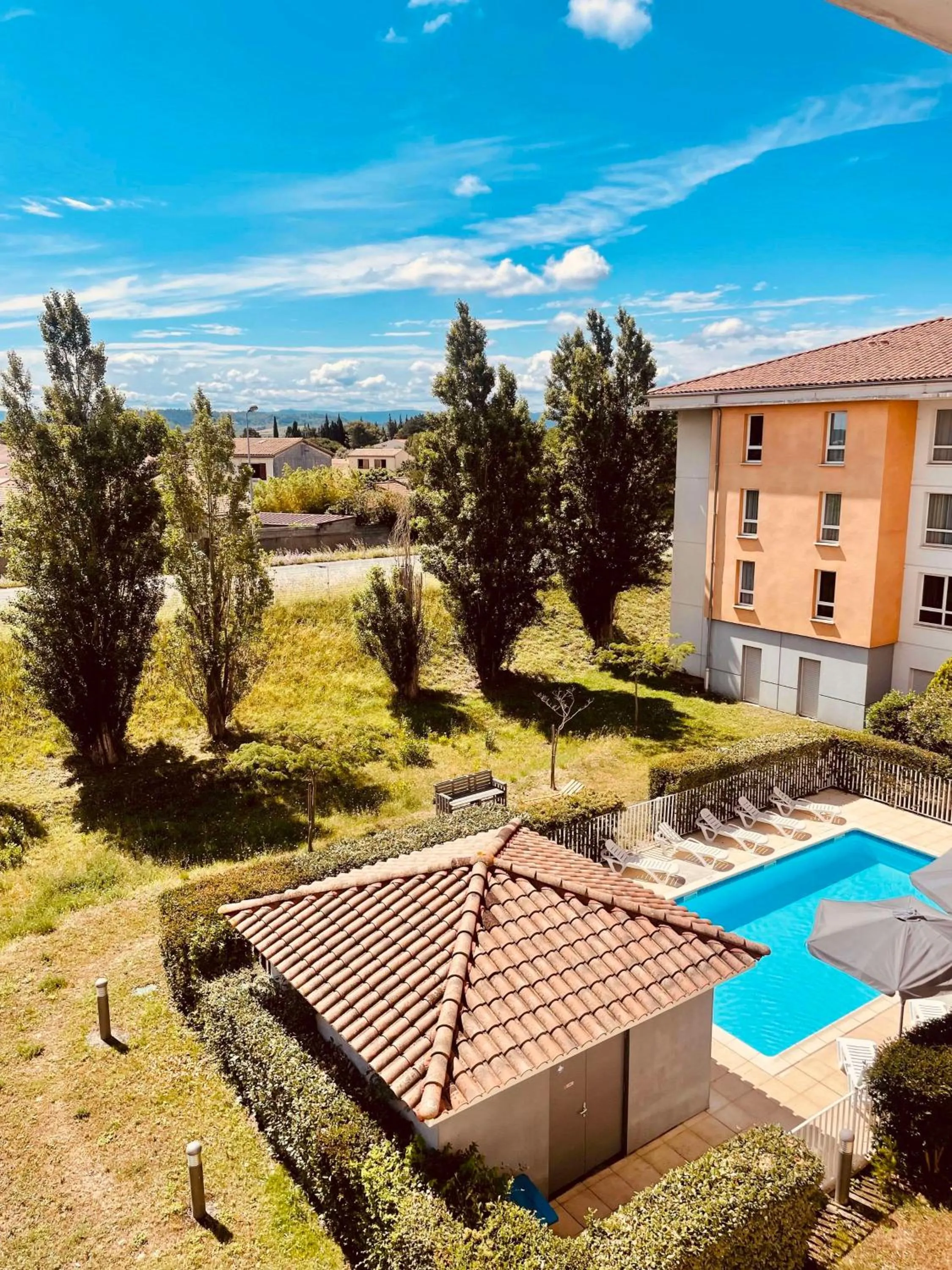 Swimming pool in Comfort Aparthotel Carcassonne