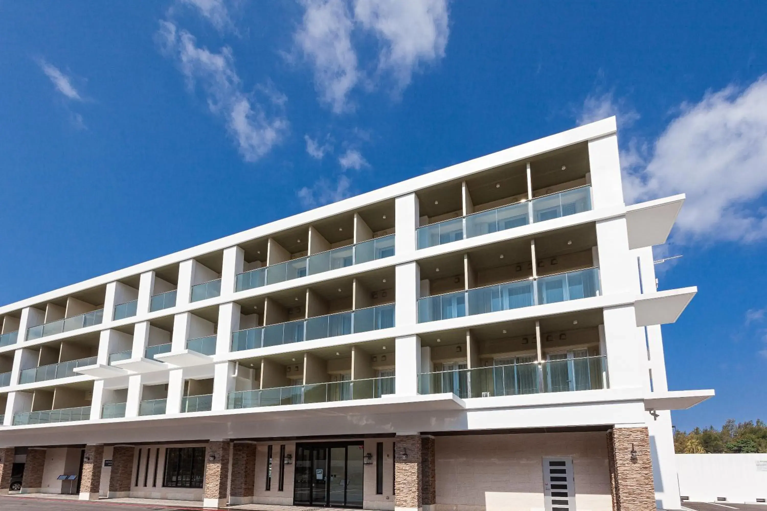 Facade/entrance in Kariyushi LCH. Resort Facade/entrance in Kariyushi LCH. Resort