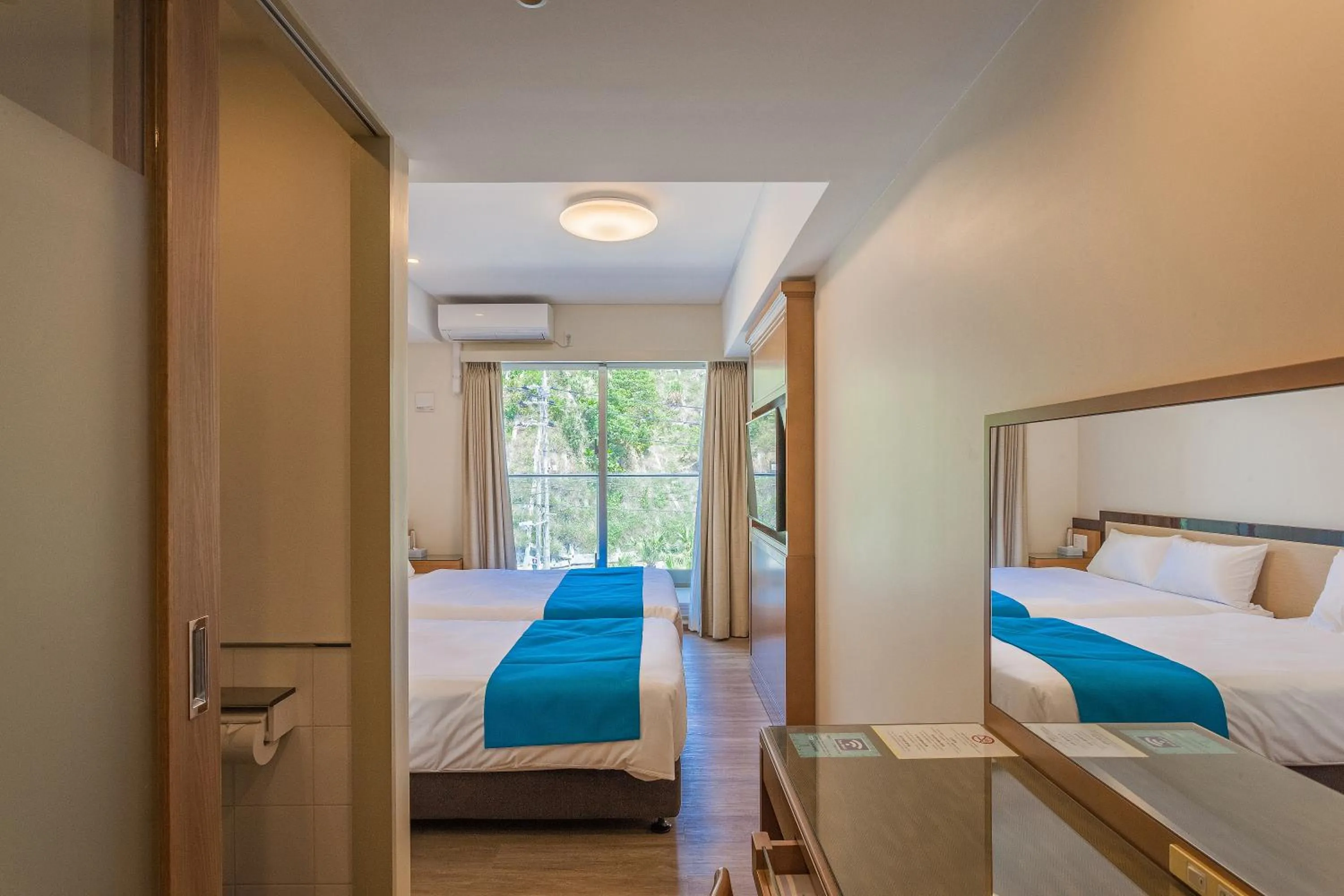 View (from property/room), Bed in Kariyushi LCH. Resort