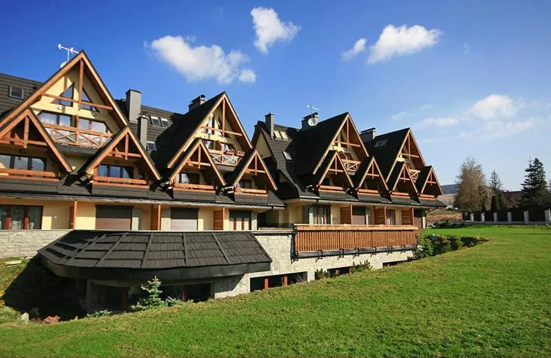 Property building in Apartament Giewont
