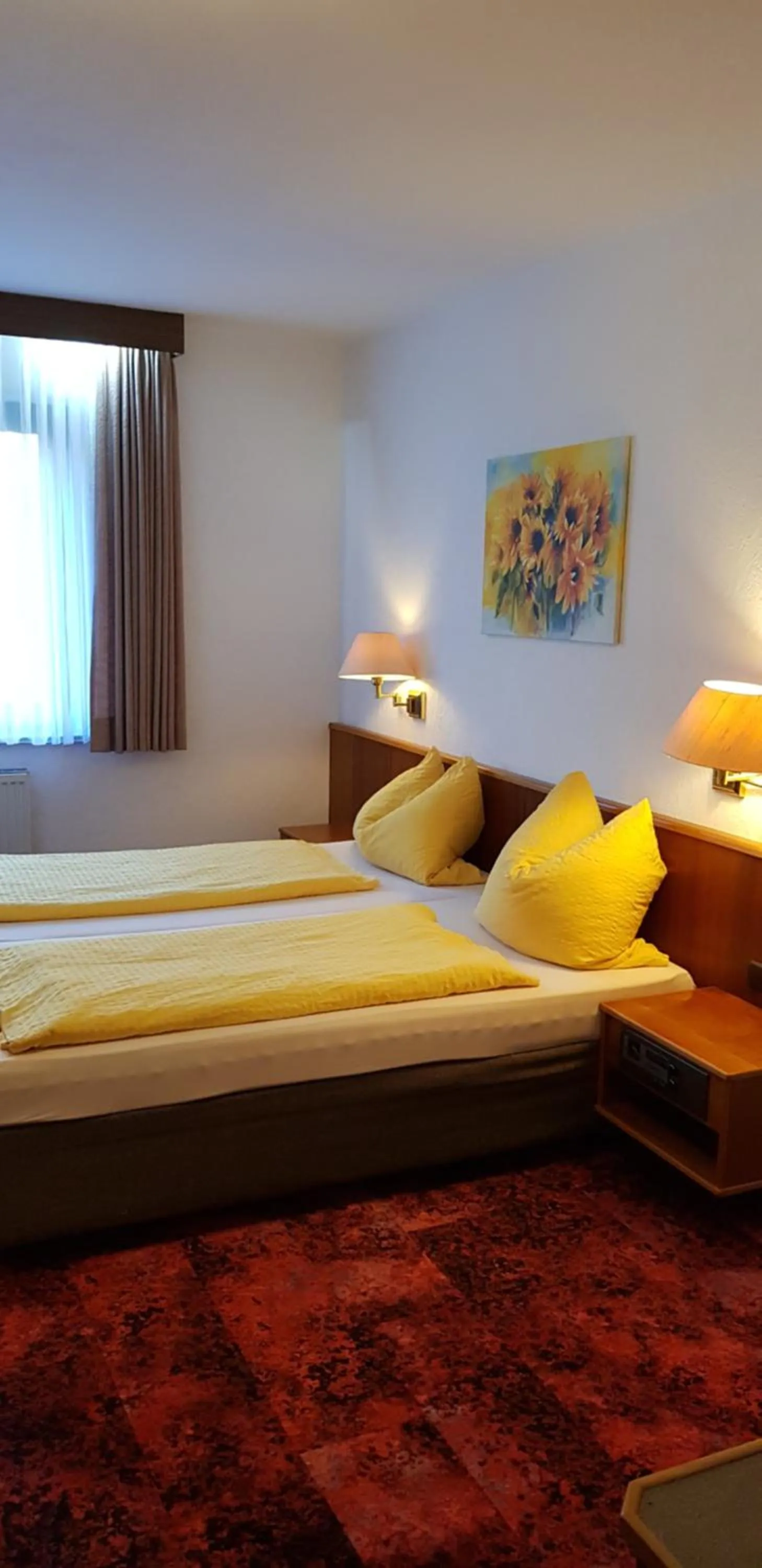 Photo of the whole room, Bed in Panorama Hotel Pension Frohnau