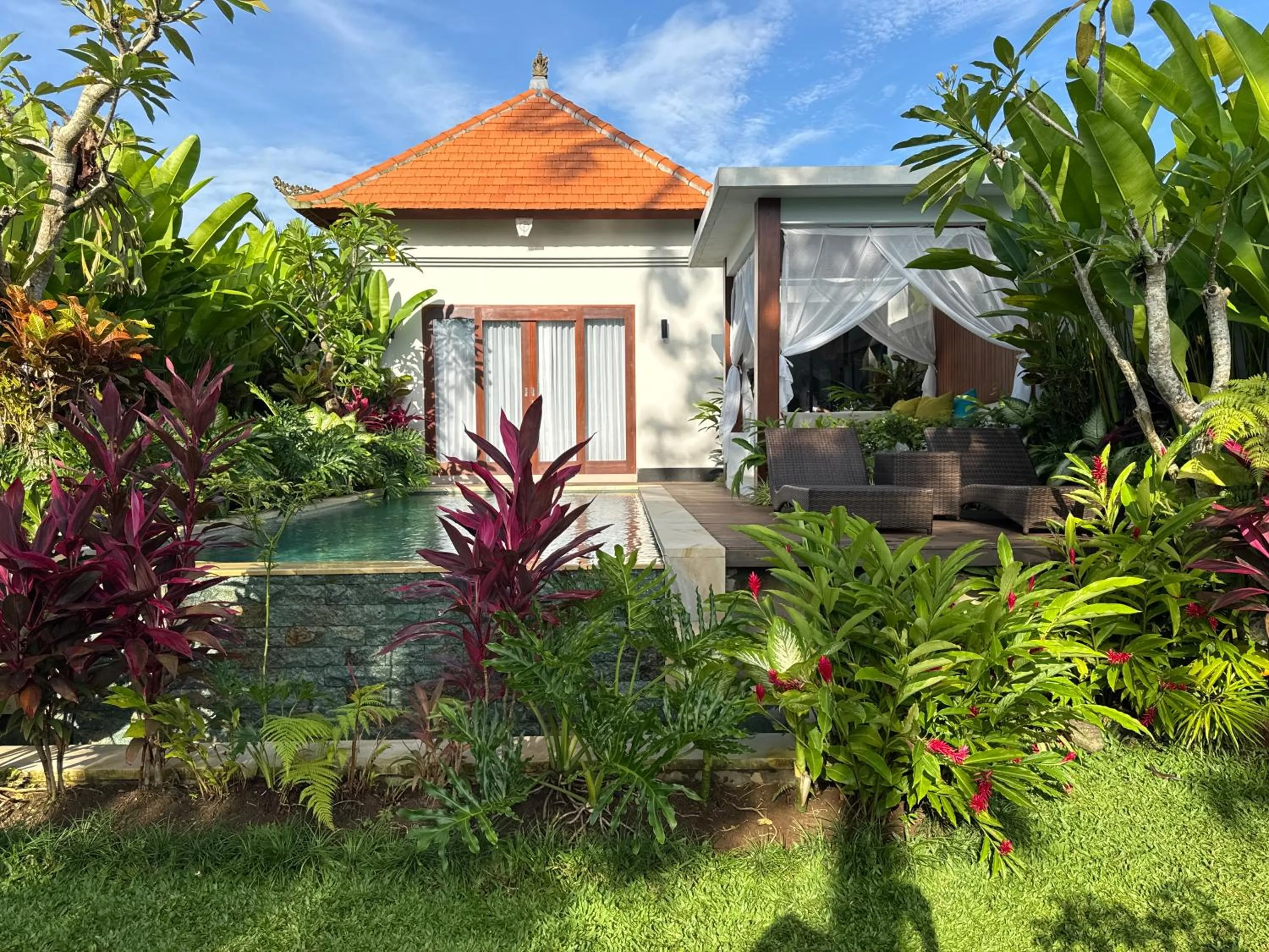 Property building in The Sidemen Villa