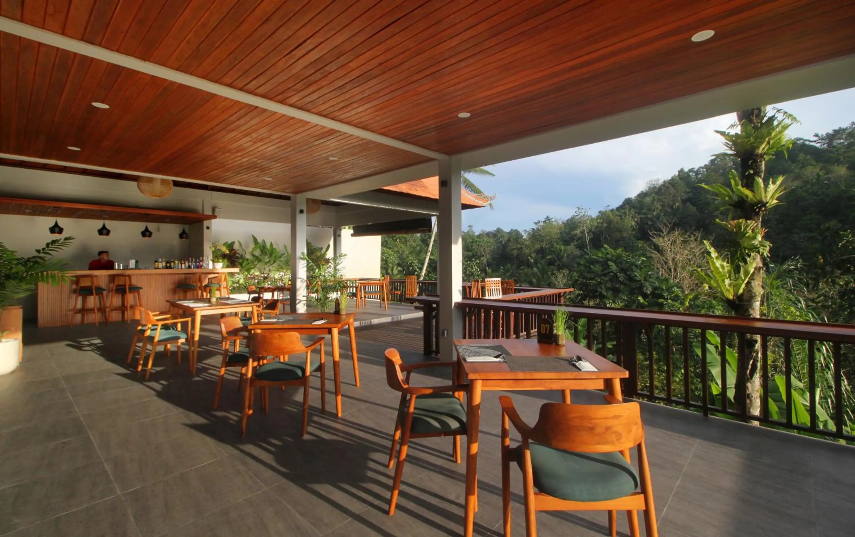 Restaurant/places to eat in The Sidemen Villa