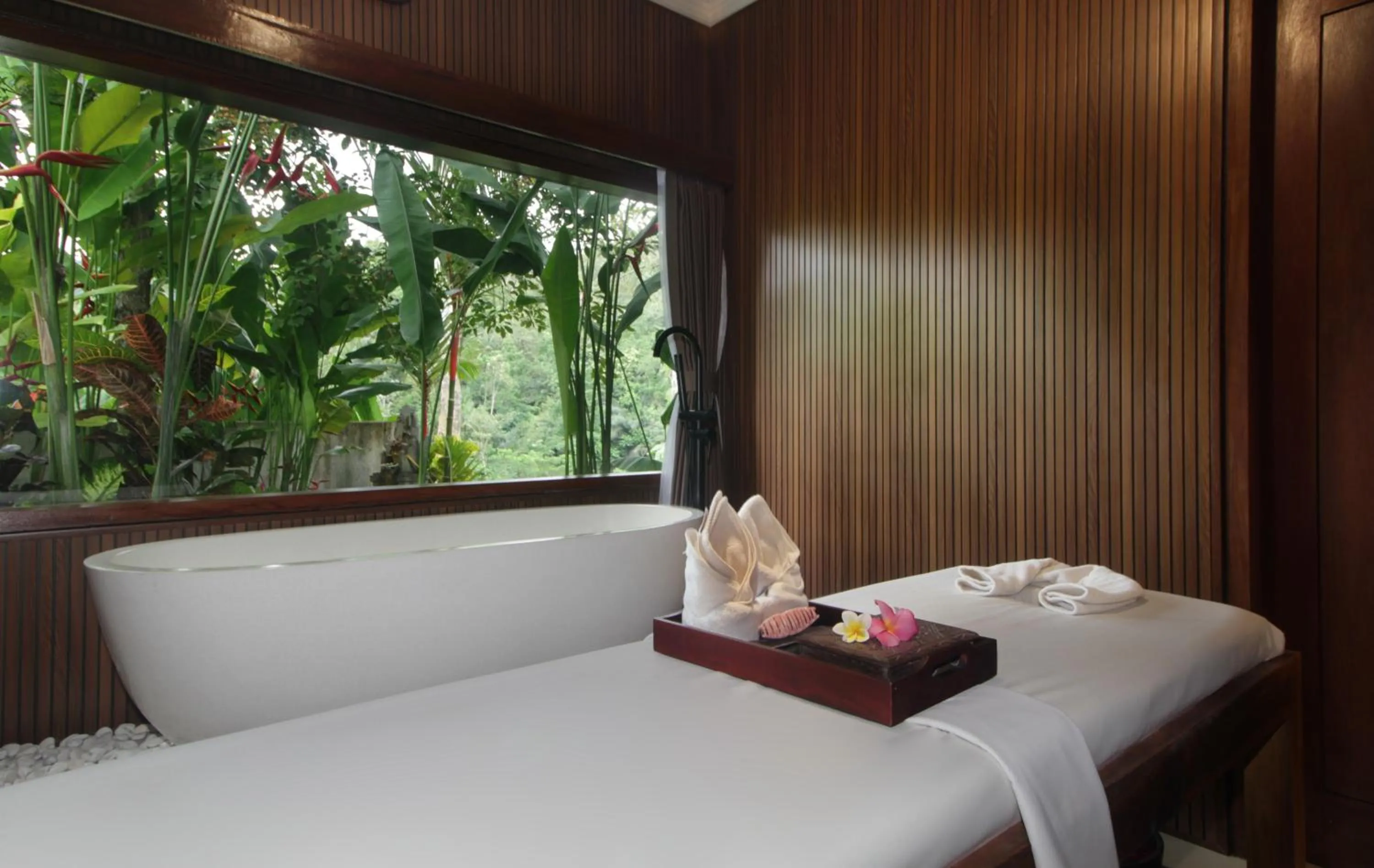 Bed in The Sidemen Villa