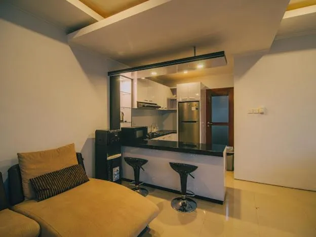 Kitchen or kitchenette in The Sidemen Villa