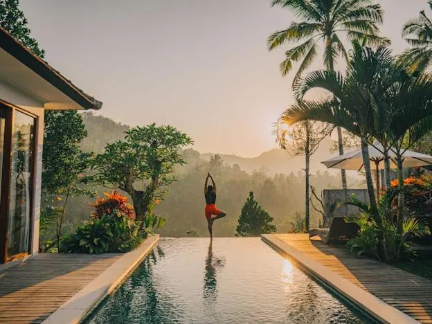 Swimming pool in The Sidemen Villa