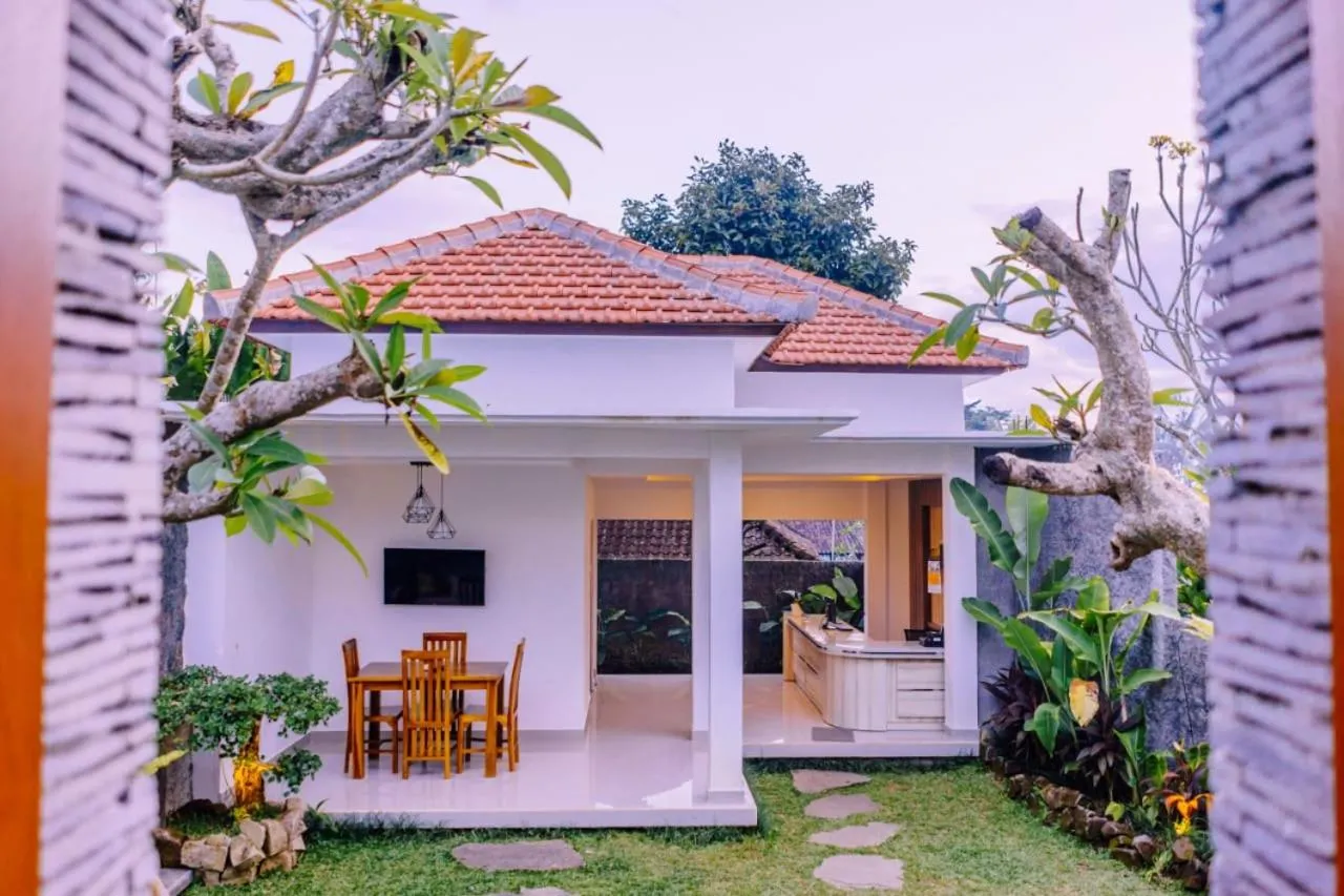 Lobby or reception in The Sidemen Villa