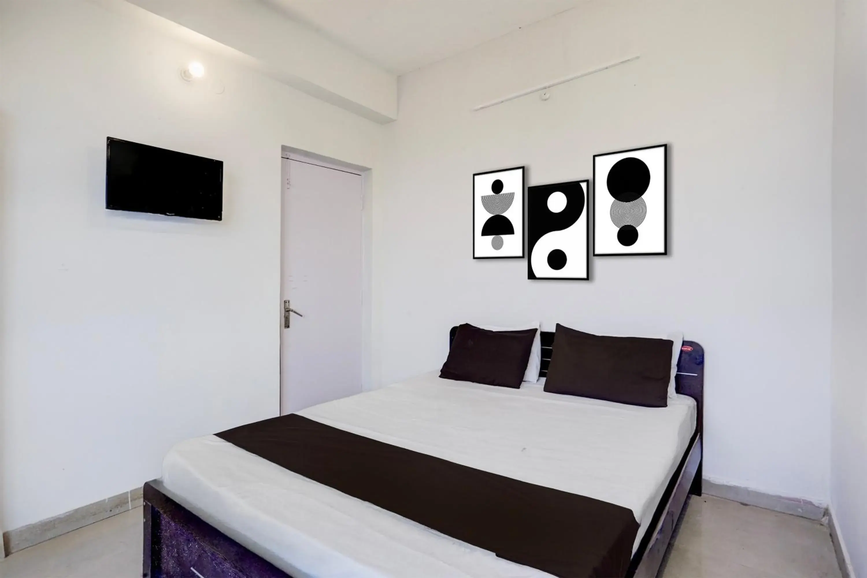 Classic Triple Room - single occupancy in Hotel O Digha J.P Setu Patna Formerly Four Square Classic Triple Room - single occupancy in Hotel O Digha J.P Setu Patna Formerly Four Square