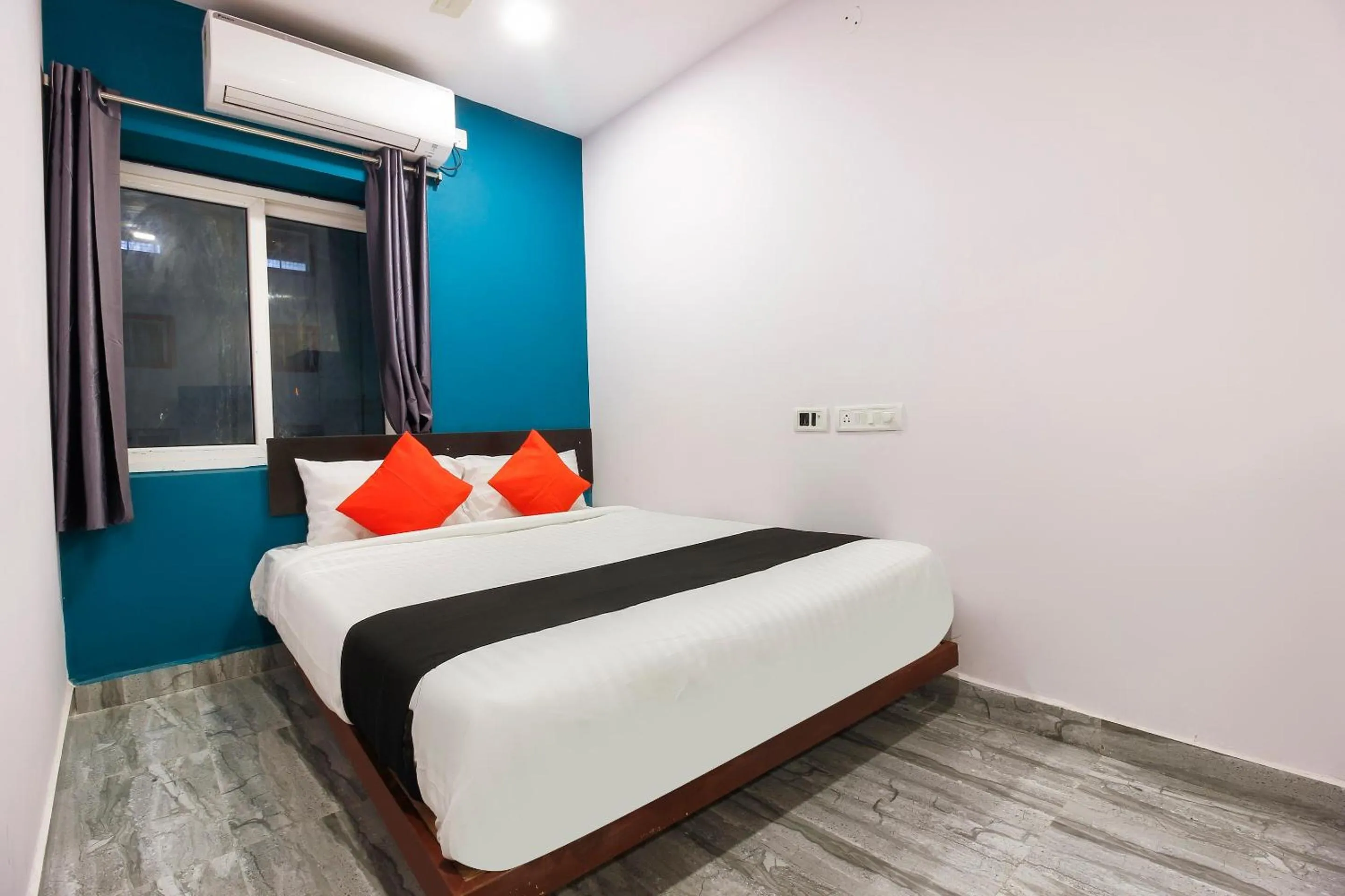 Bedroom, Bed in Super Capital O Che Sigma Hotel