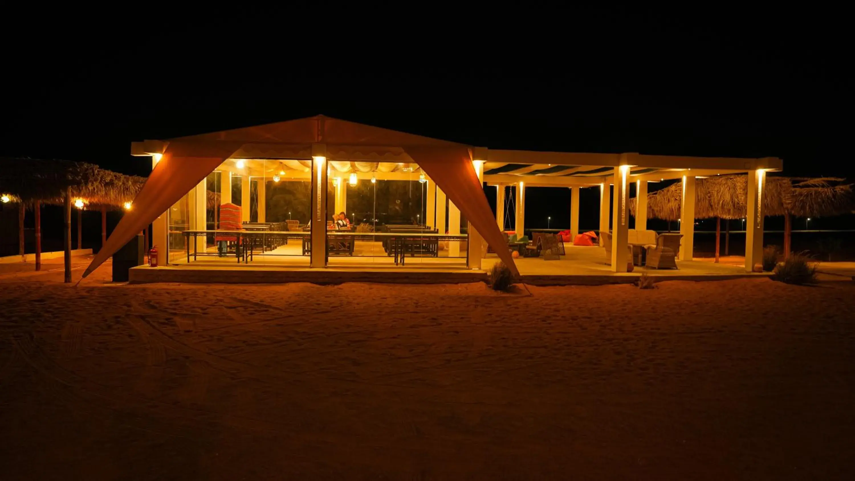 Restaurant/places to eat in SAMA Al Areesh Desert Camp Restaurant/places to eat in SAMA Al Areesh Desert Camp