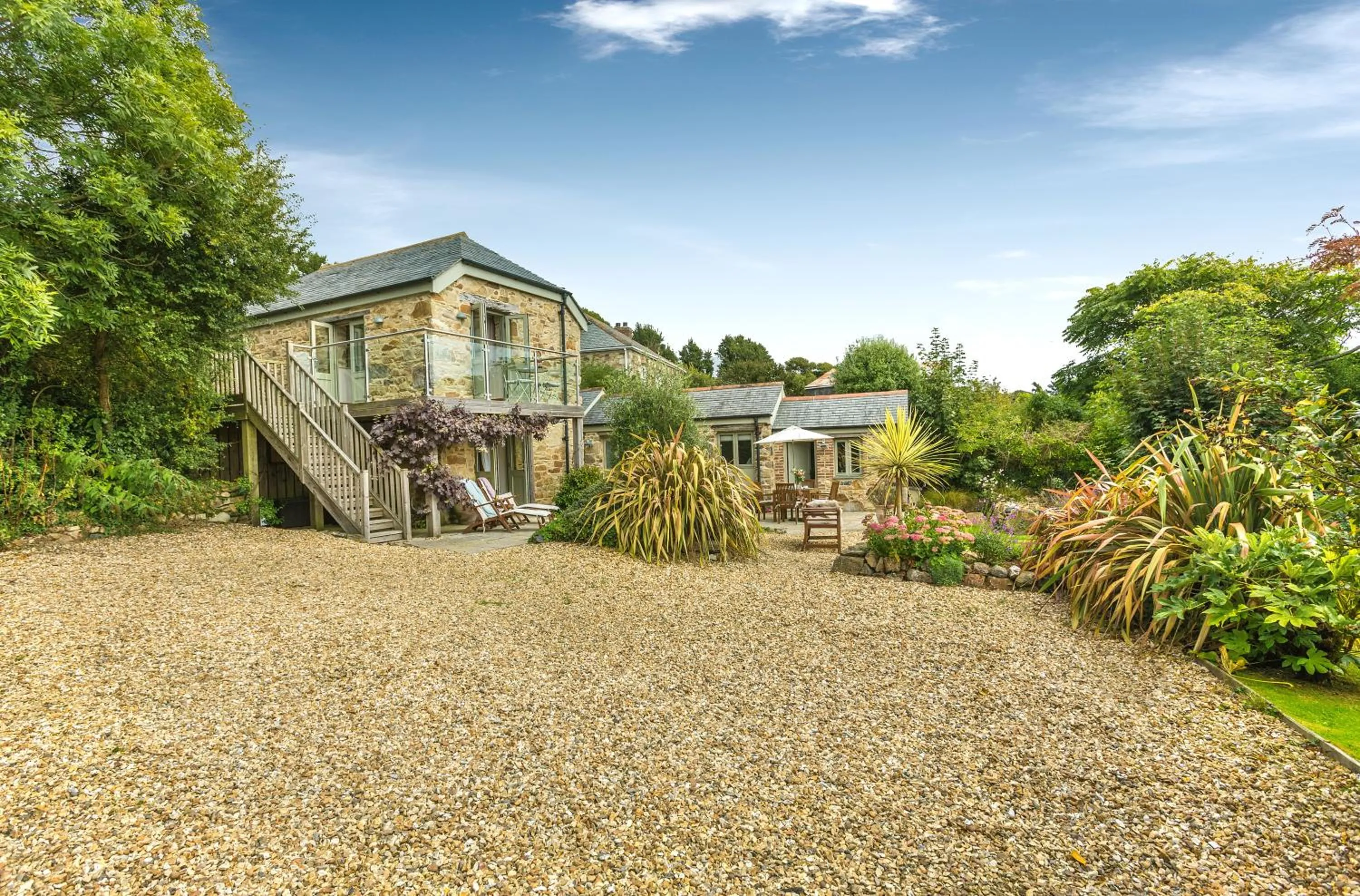 Property building in Pear Tree Barn - Amazing Country views - Pet friendly - Balcony