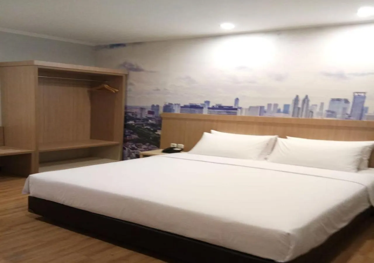 Bed in Sanno Pluit Hotel