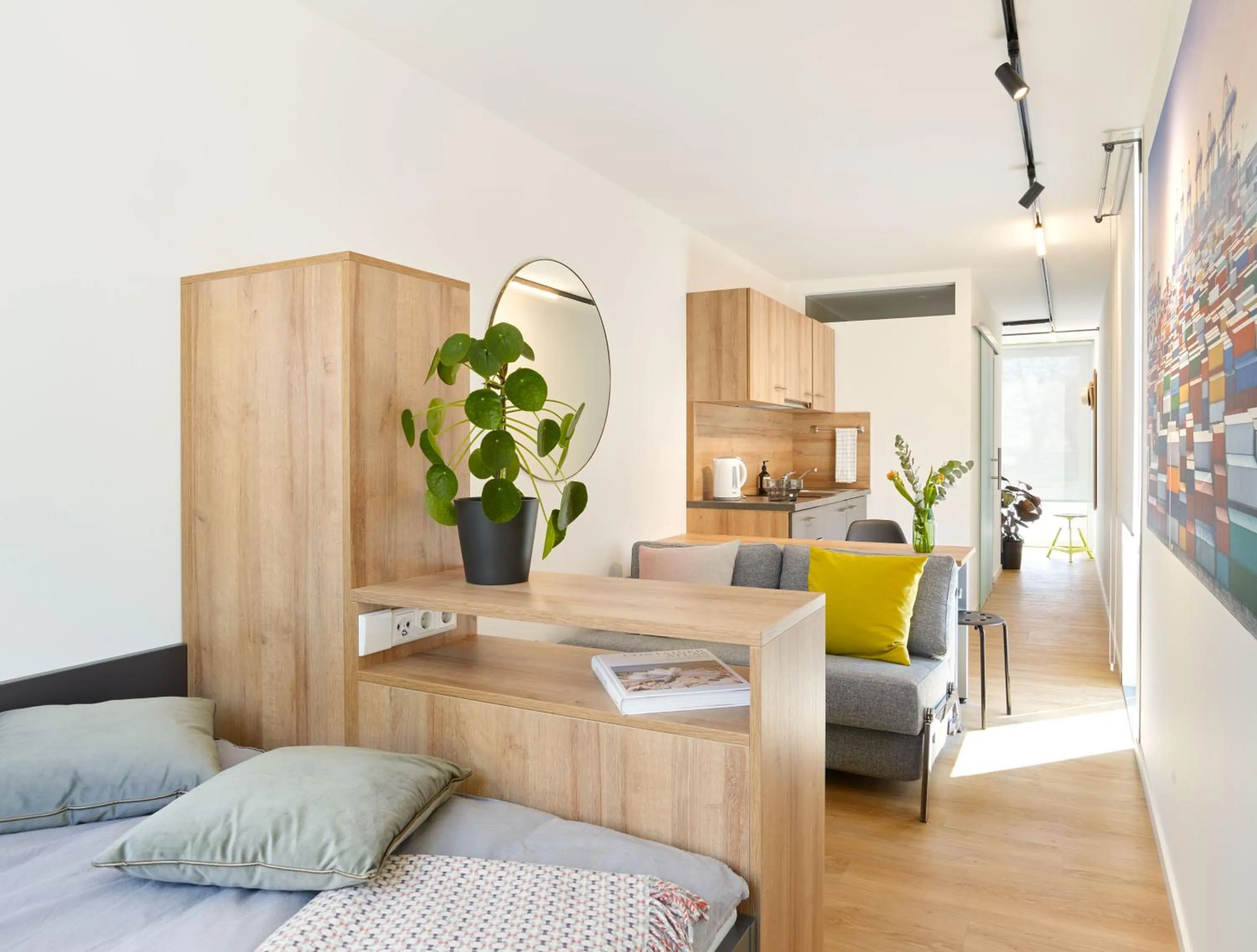 Modern ausgebauter Überseecontainer als Tiny House