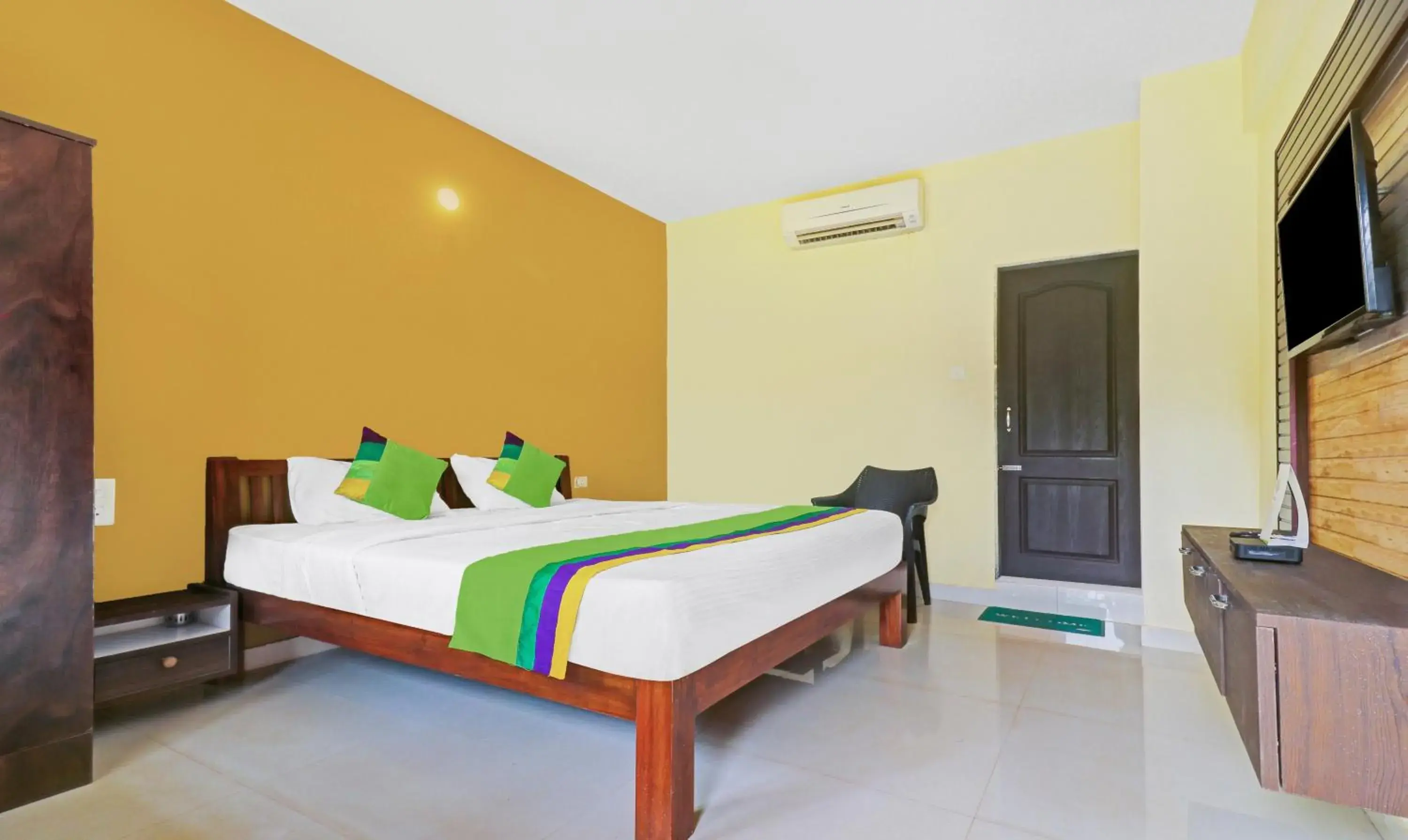 Standard Double Room in Itsy Hotels Morjim Pride Standard Double Room in Itsy Hotels Morjim Pride