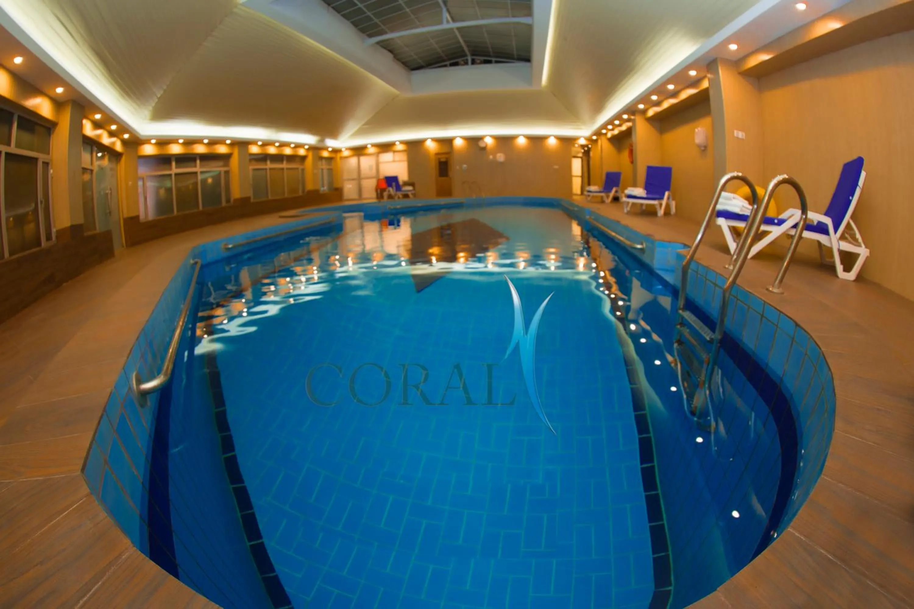 Swimming pool in Coral Palace Hotel