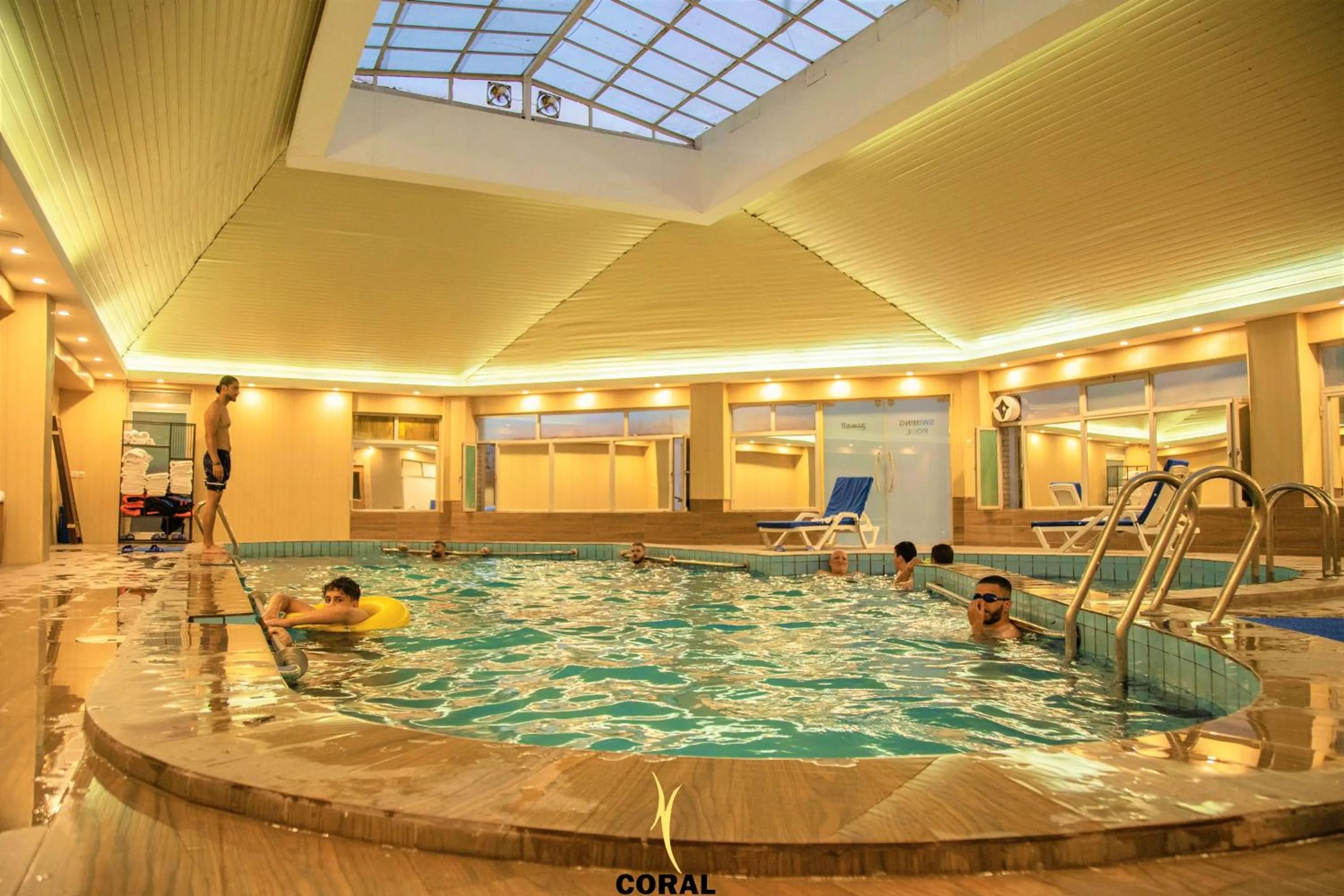 Swimming pool in Coral Palace Hotel