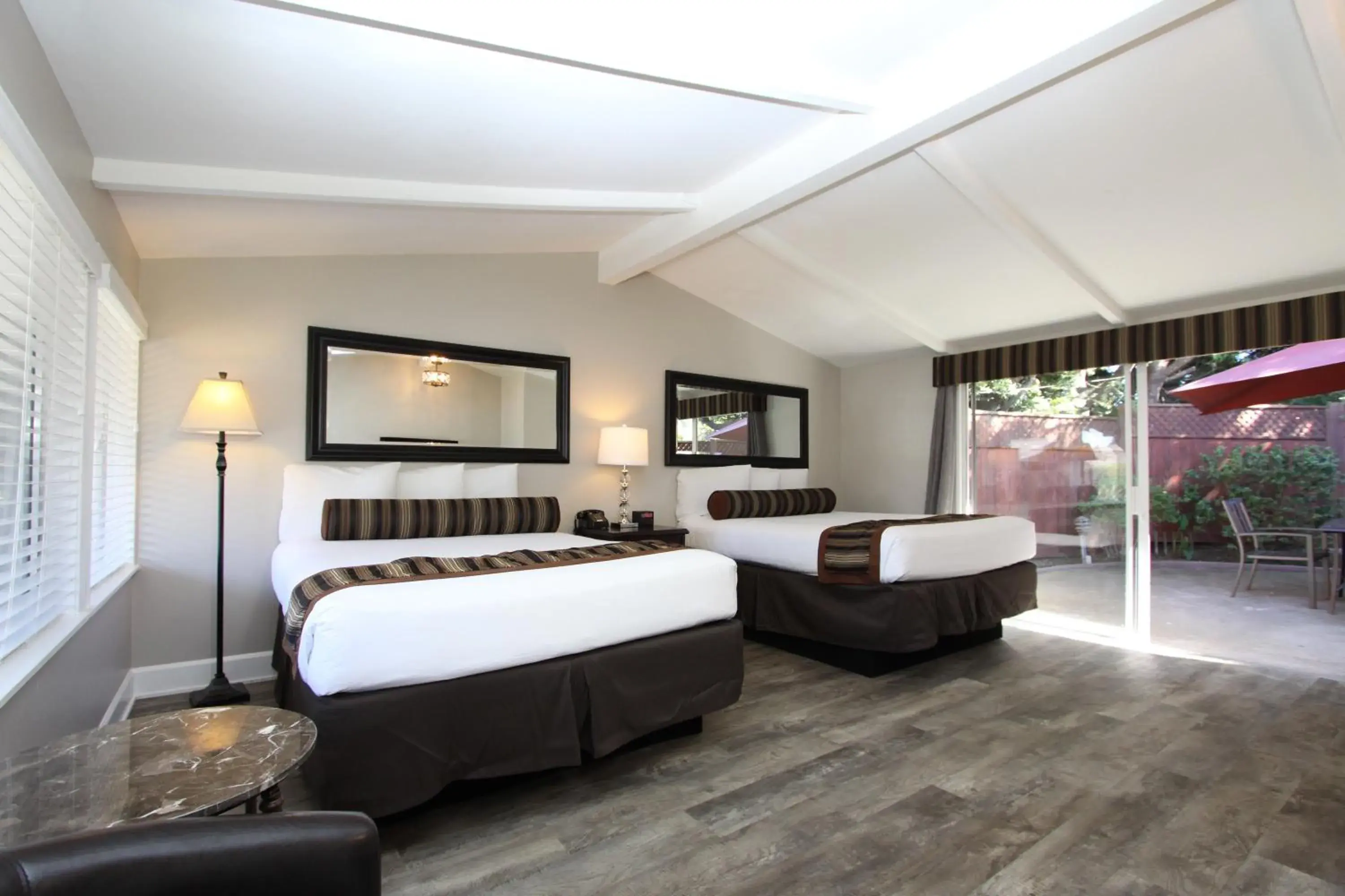 Bed in Monterey Peninsula Inn Bed in Monterey Peninsula Inn