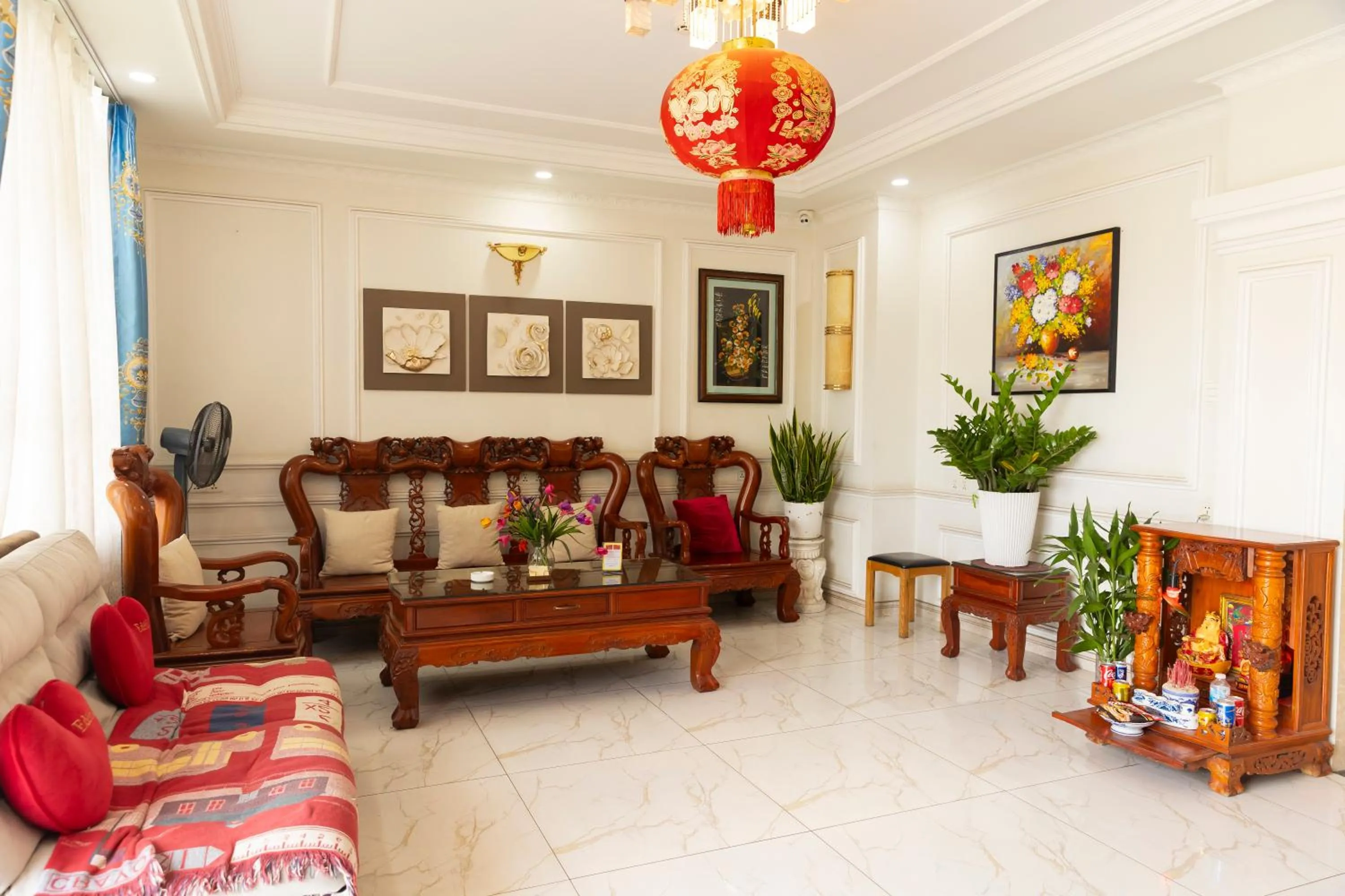 California Saigon Hotel