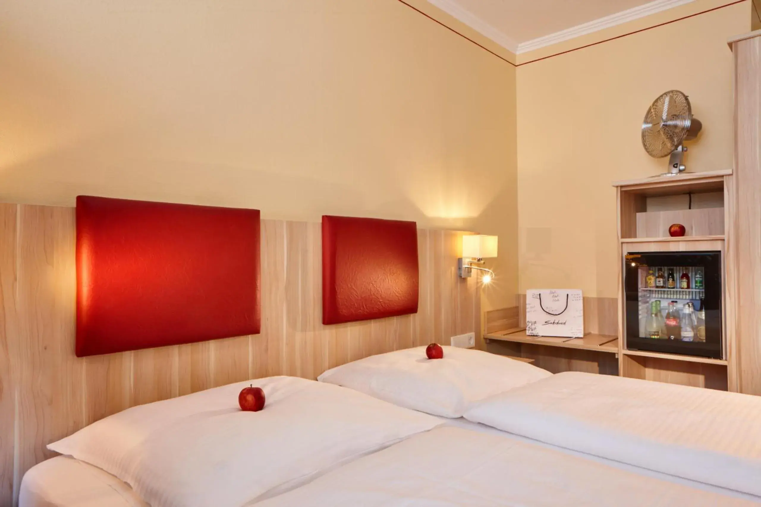 Bed in Hotel Concorde Bed in Hotel Concorde