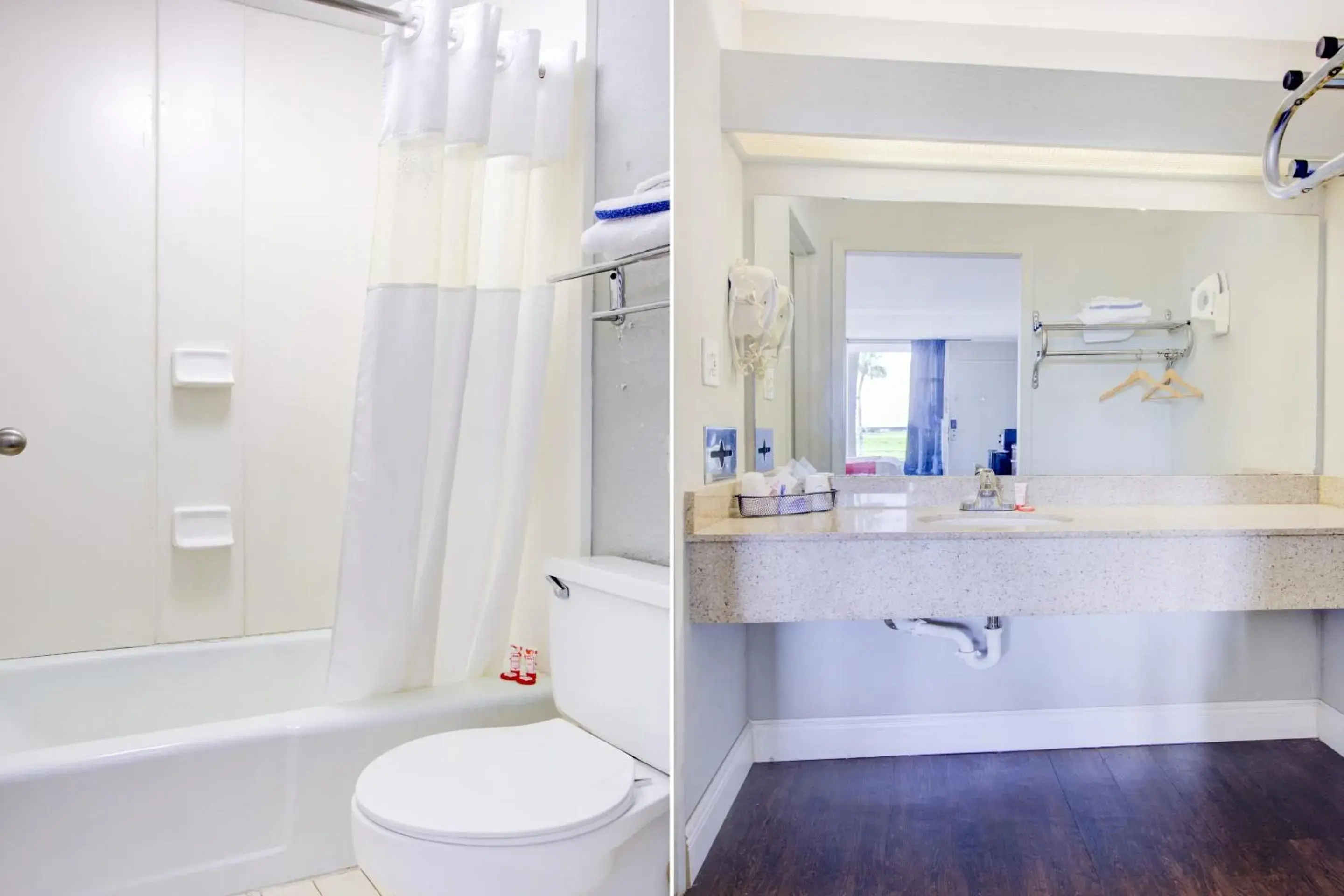 Bathroom in OYO Hotel Dundee By Crystal Lake Bathroom in OYO Hotel Dundee By Crystal Lake