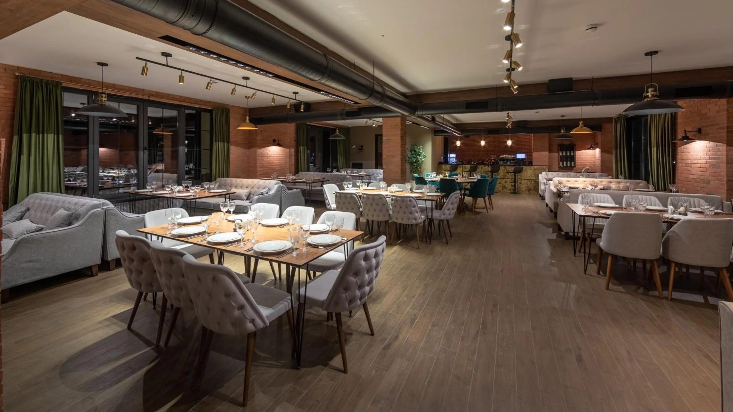 Restaurant/places to eat in KOMOREBI BAKURIANI RESORT