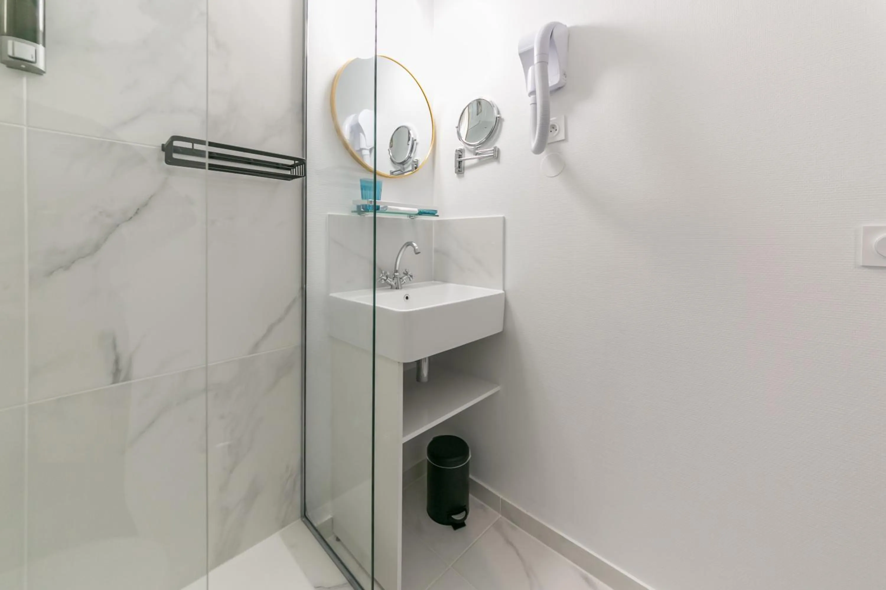 Bathroom in WS Tour Eiffel - Nicolo