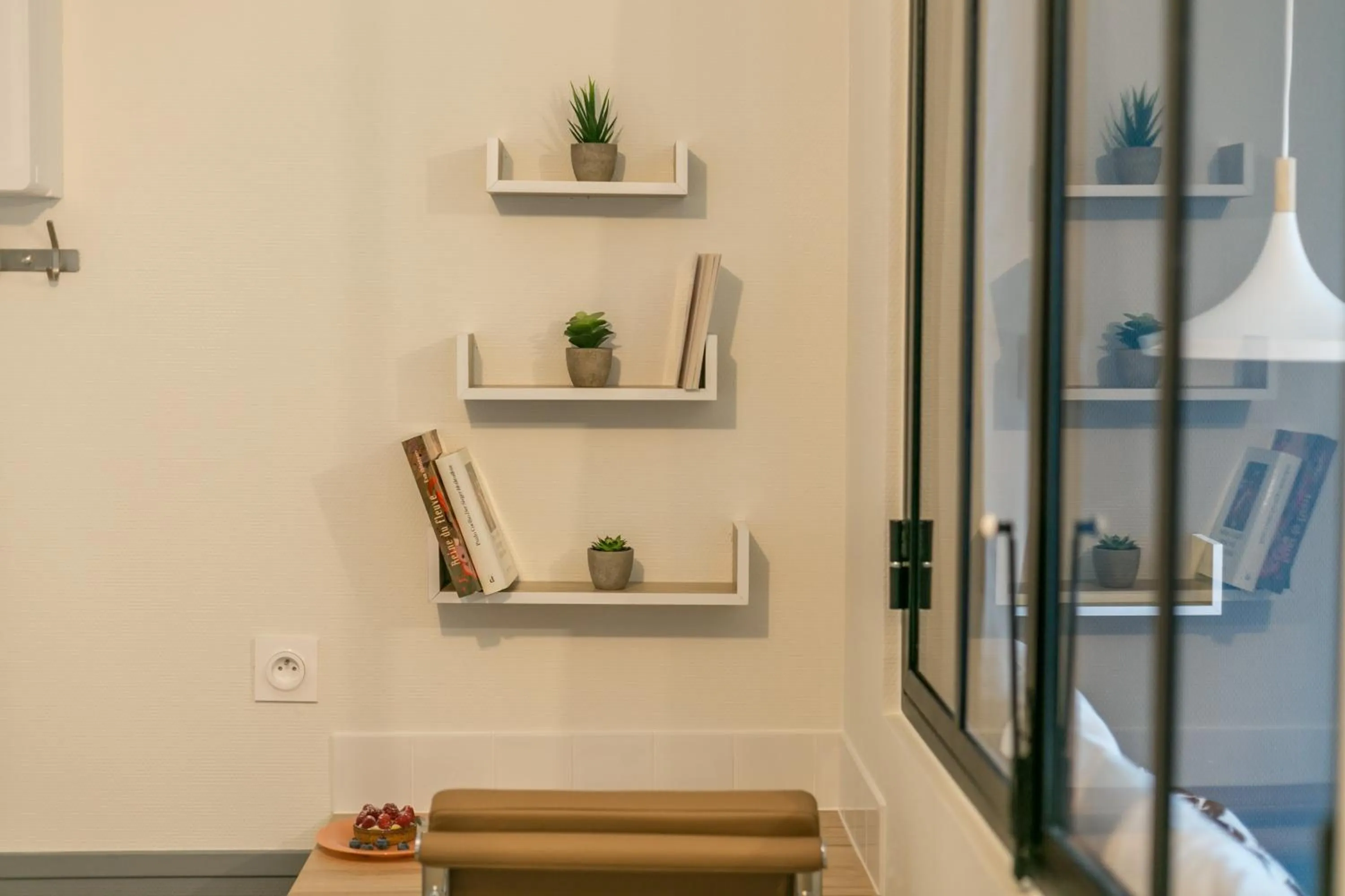 Decorative detail in WS Tour Eiffel - Nicolo