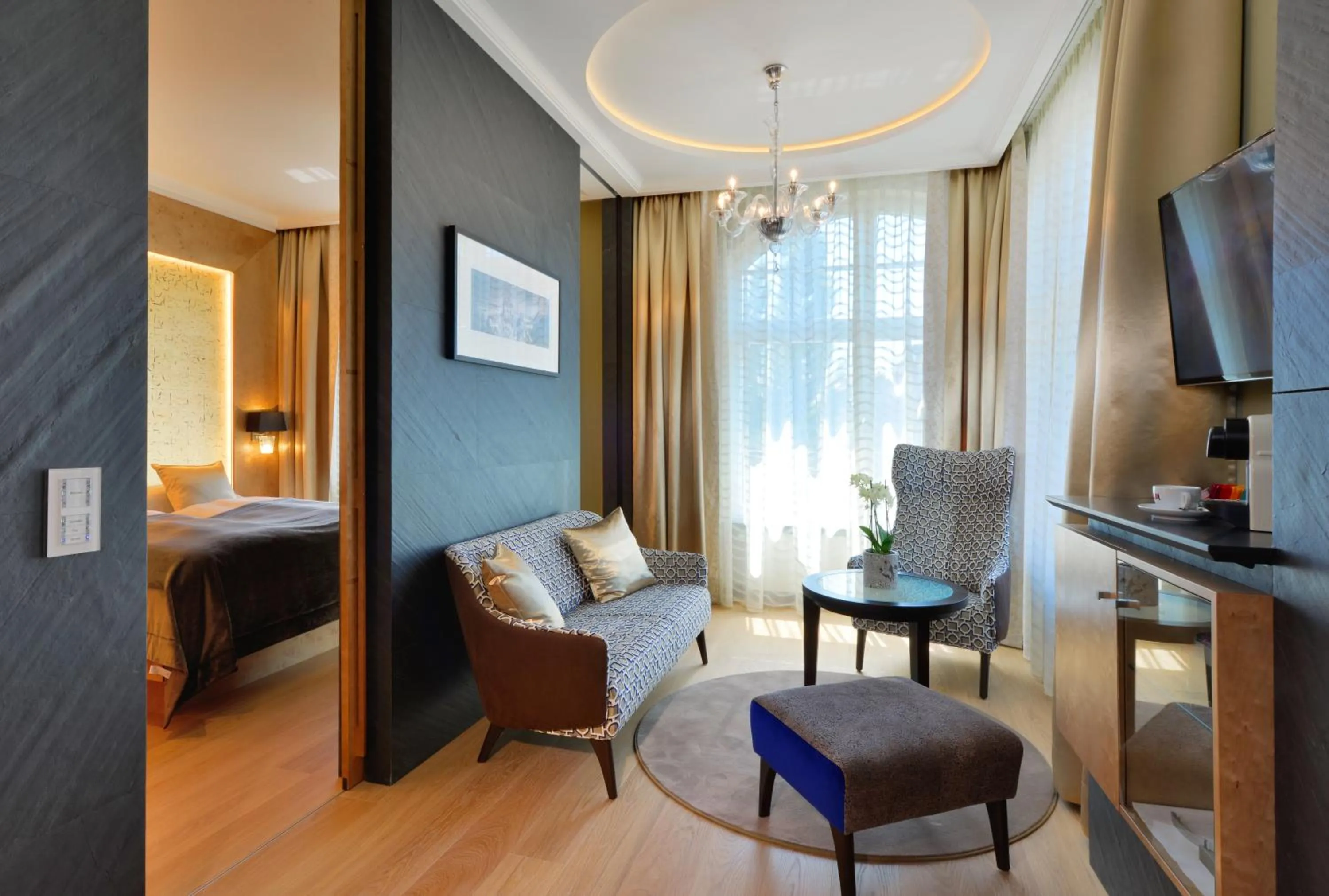 Seating area in Hotel Torbräu