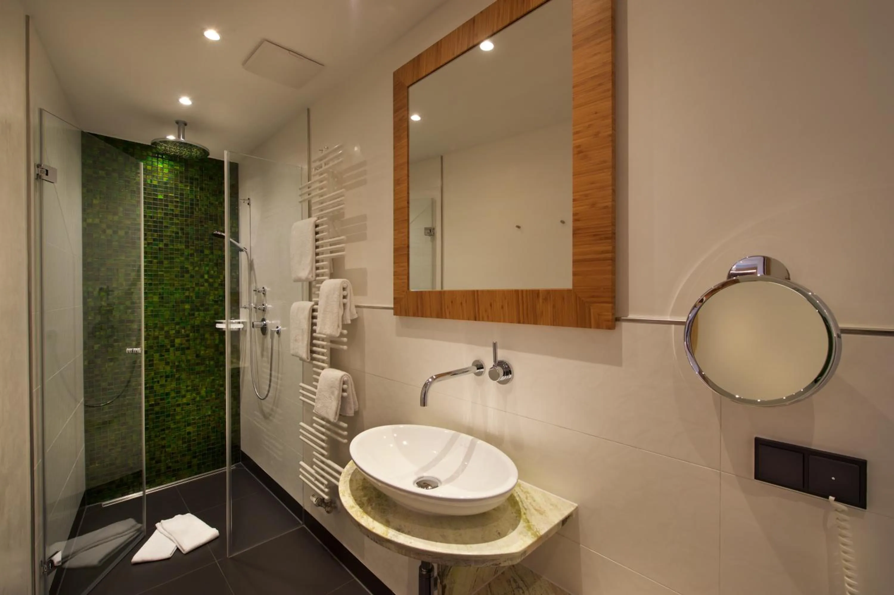 Toilet in Hotel Torbräu