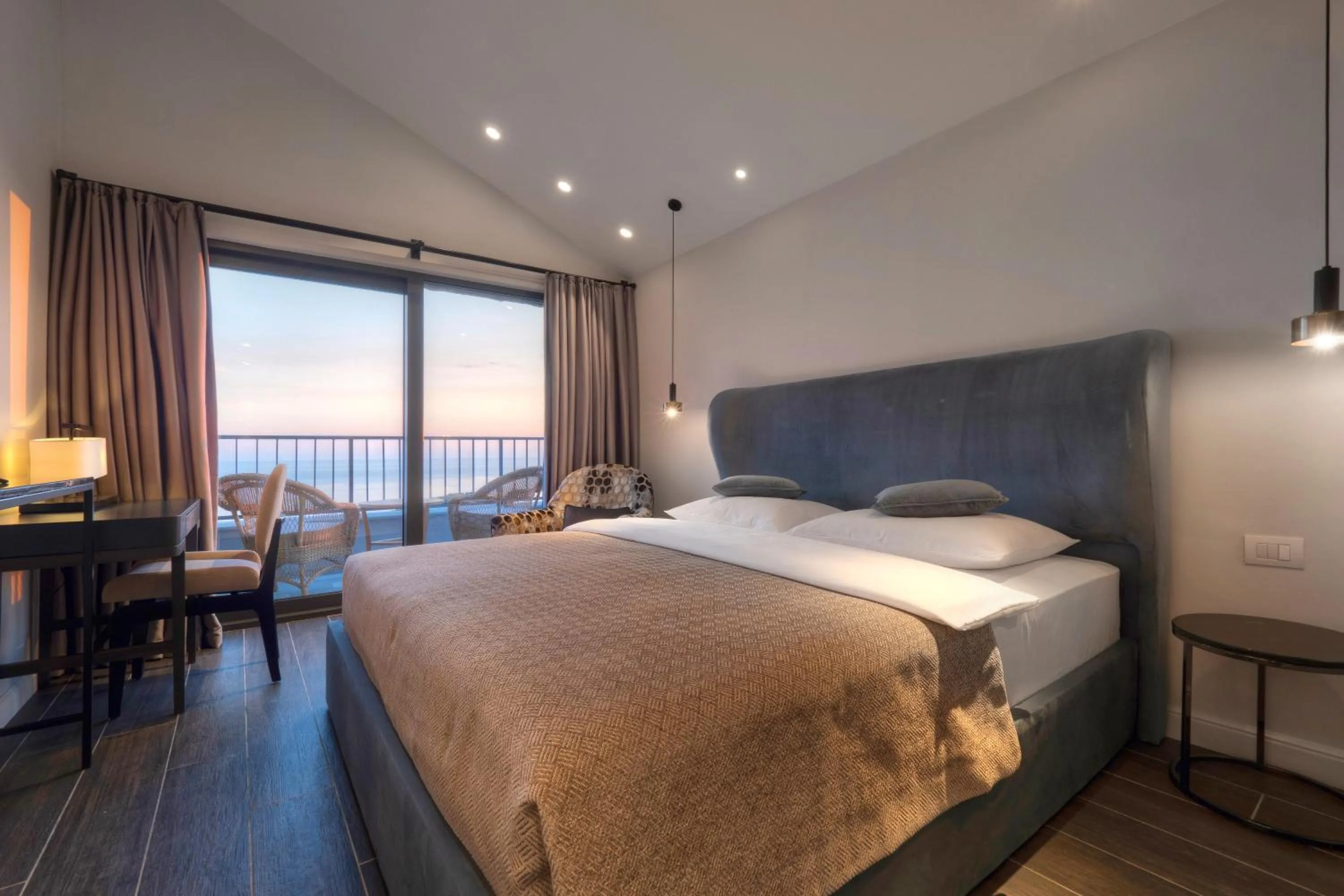 Bedroom, Bed in Vivid Blue Serenity Resort