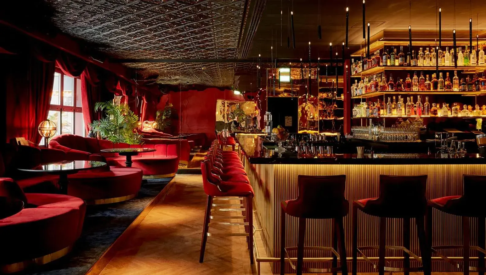 Lounge or bar in Provocateur Berlin, part of Sircle Collection Lounge or bar in Provocateur Berlin, part of Sircle Collection
