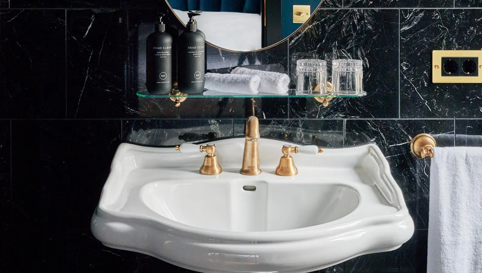 Bathroom in Provocateur Berlin, part of Sircle Collection