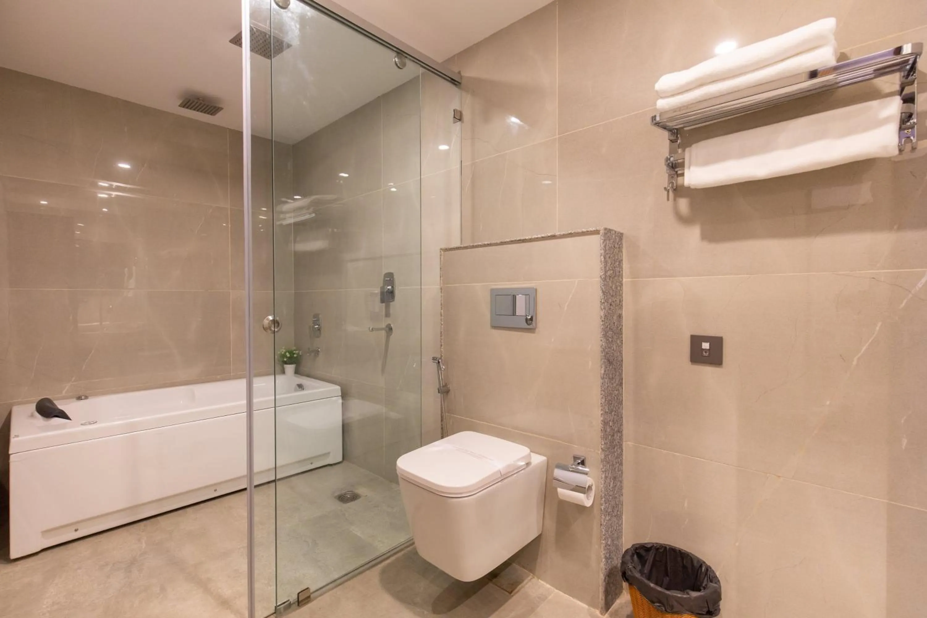 Bathroom in Mourya Hotel