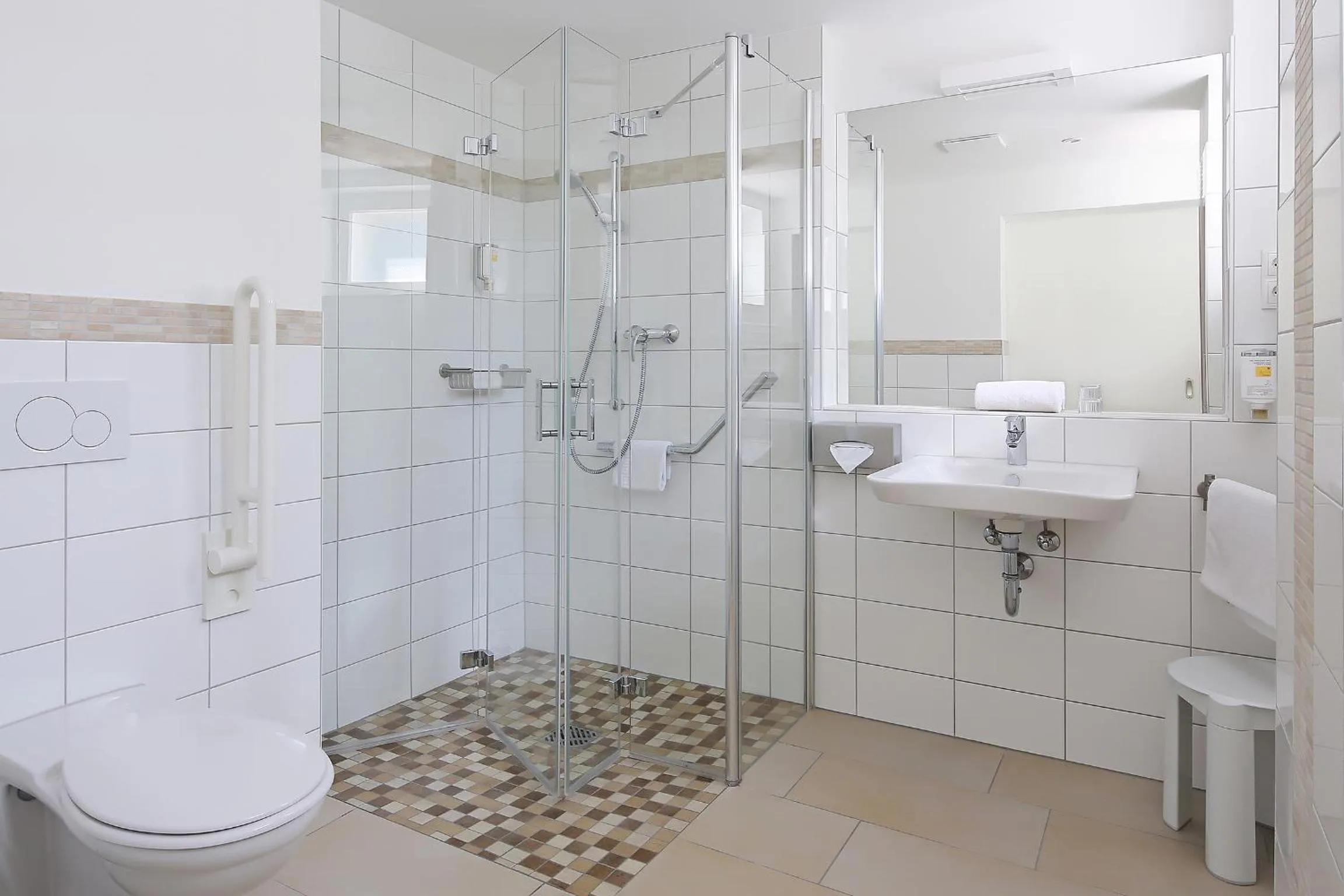 Shower in Hotel Morgenland