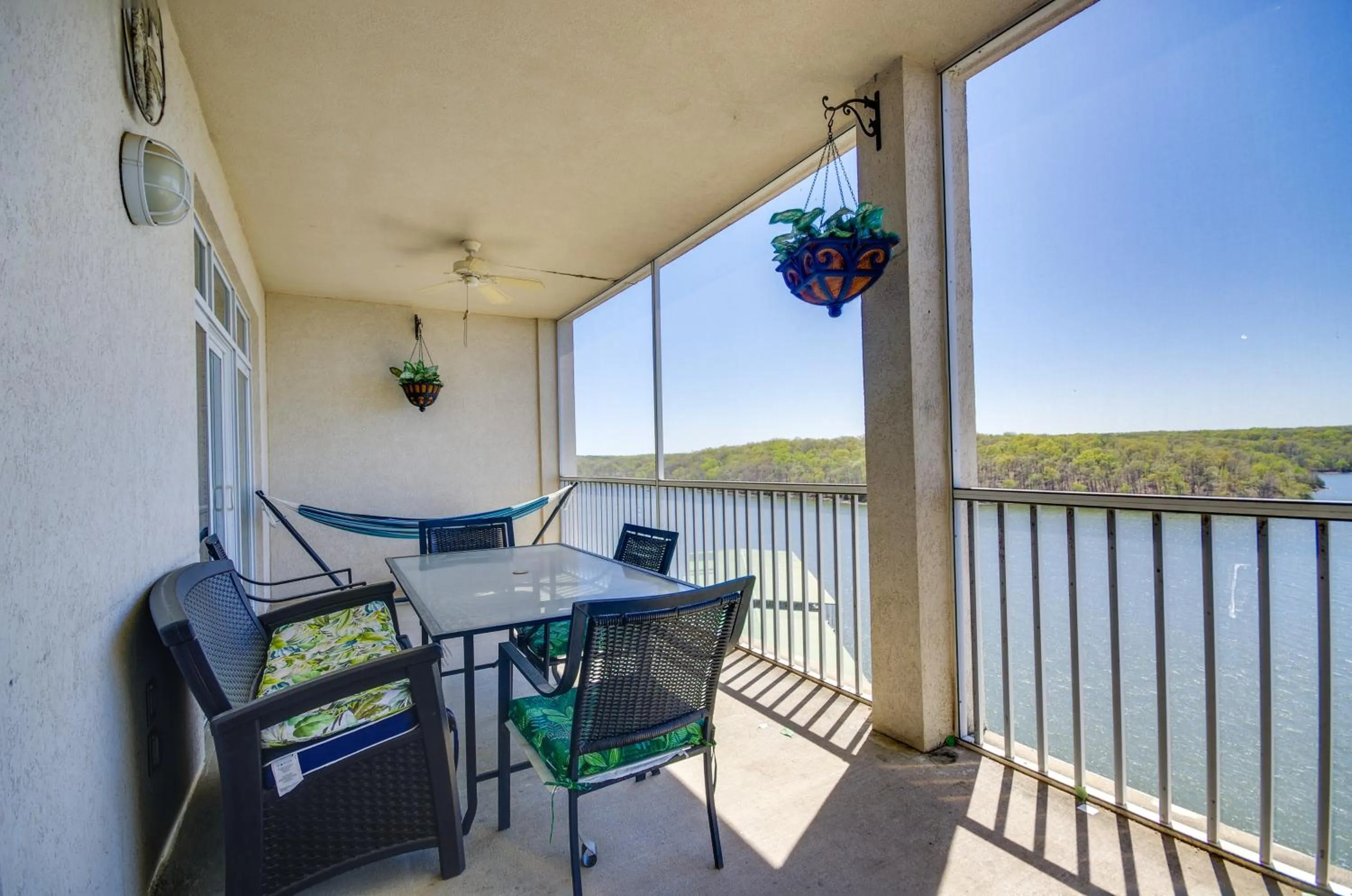 Lakefront Osage Beach Condo Balcony and Pool Access